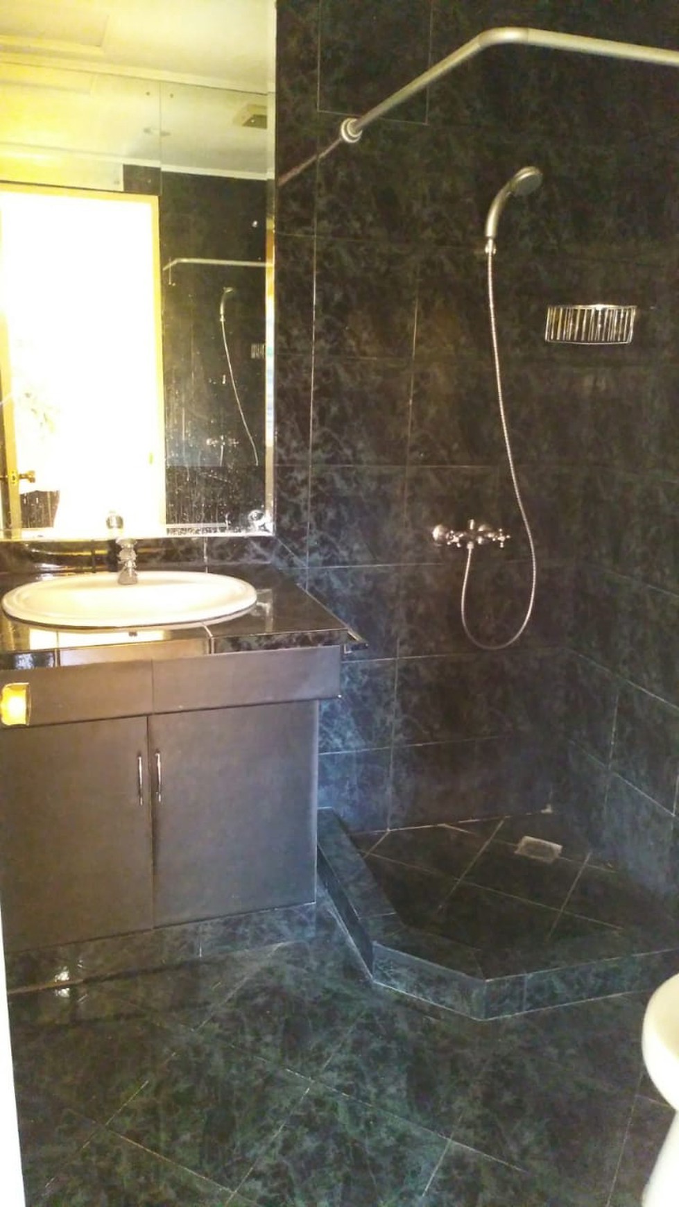 Disewakan Townhouse di Taman Hijau - Lippo Karawaci