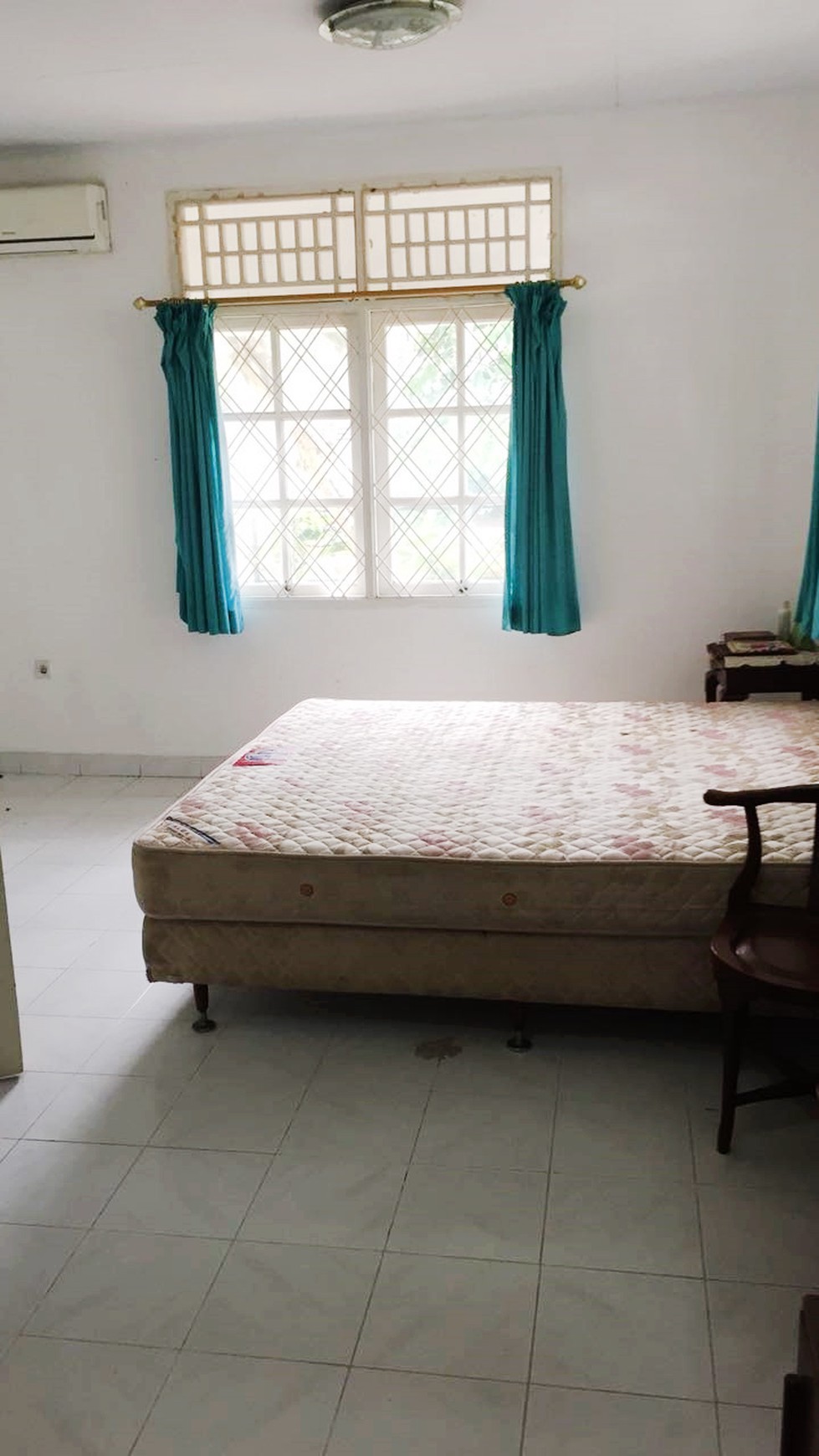 Rumah HOOK, Nyaman dan Siap Huni di Jl. Mertilang