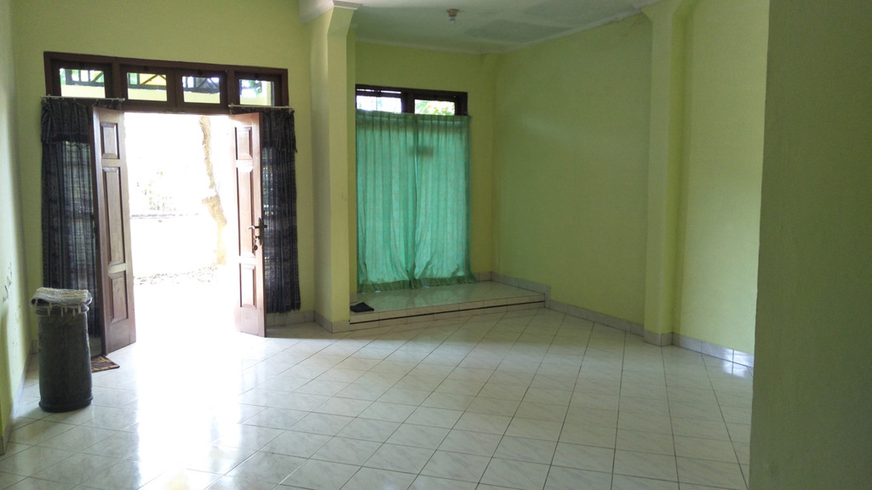 RUMAH TINGGAL DILOKASI STRATEGIS DI PERUM BANTENG BARU