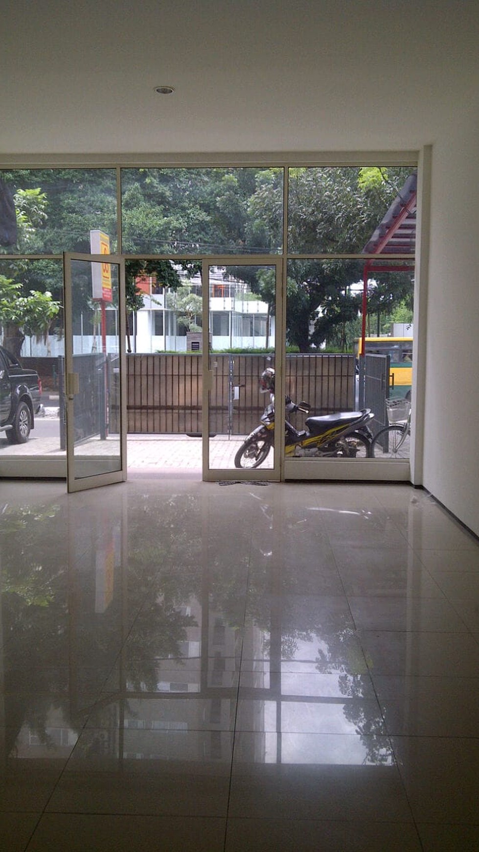 Sewa Ruko di Gandaria I, Strategis Area, Dekat Apartemen Gandaria