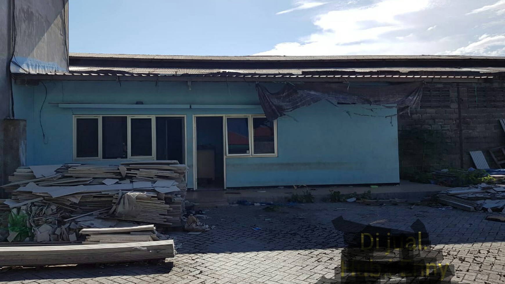 Gudang 0 Jalan Raya Kebraon Row Jalan Lebar