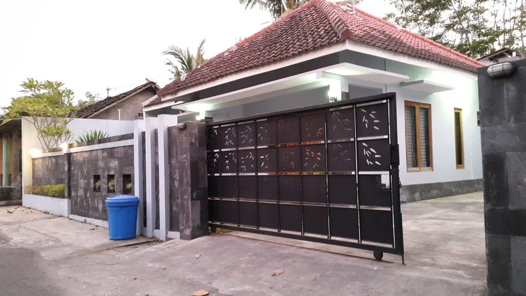 RUMAH MEWAH DENGAN HARGA TERJANGKAU UNTUK KELUARGA BESAR