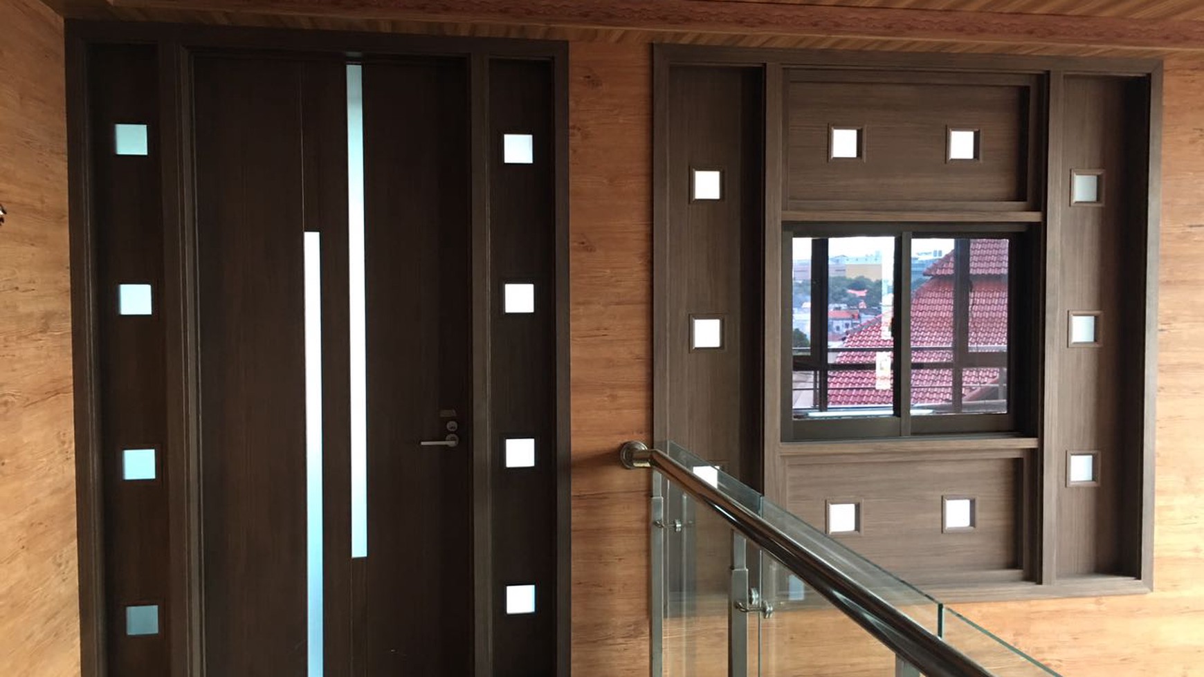 Rumah Bagus   dengan lift di Pasar Minggu