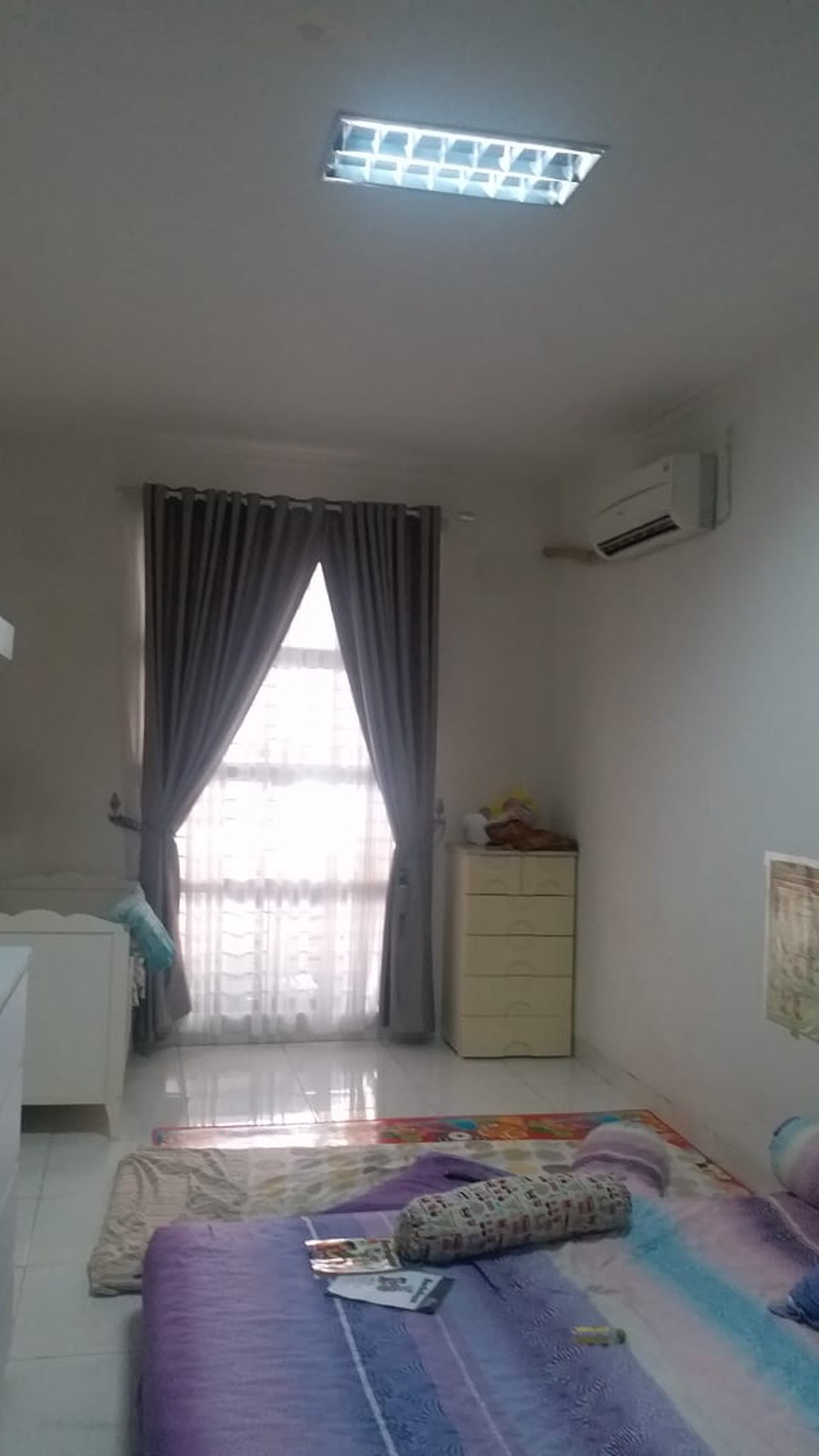 Dijual Rumah di Cluster Madrid - Palem Semi, Karawaci