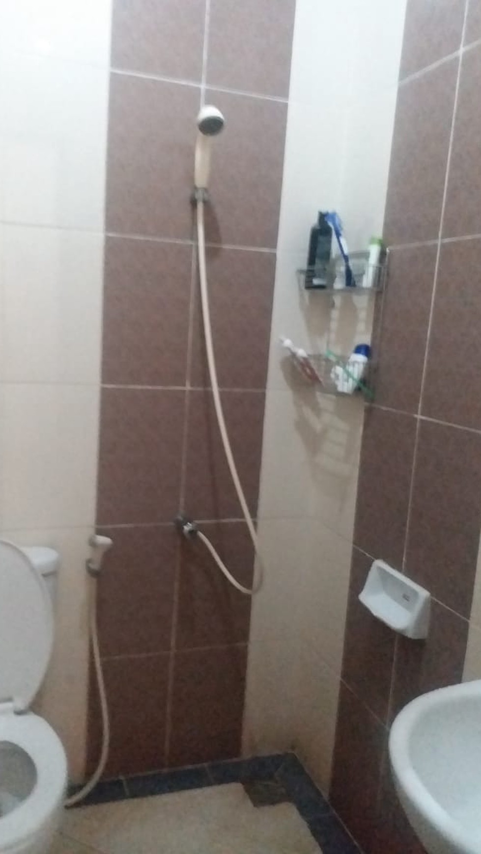 Dijual Rumah di Cluster Madrid - Palem Semi, Karawaci