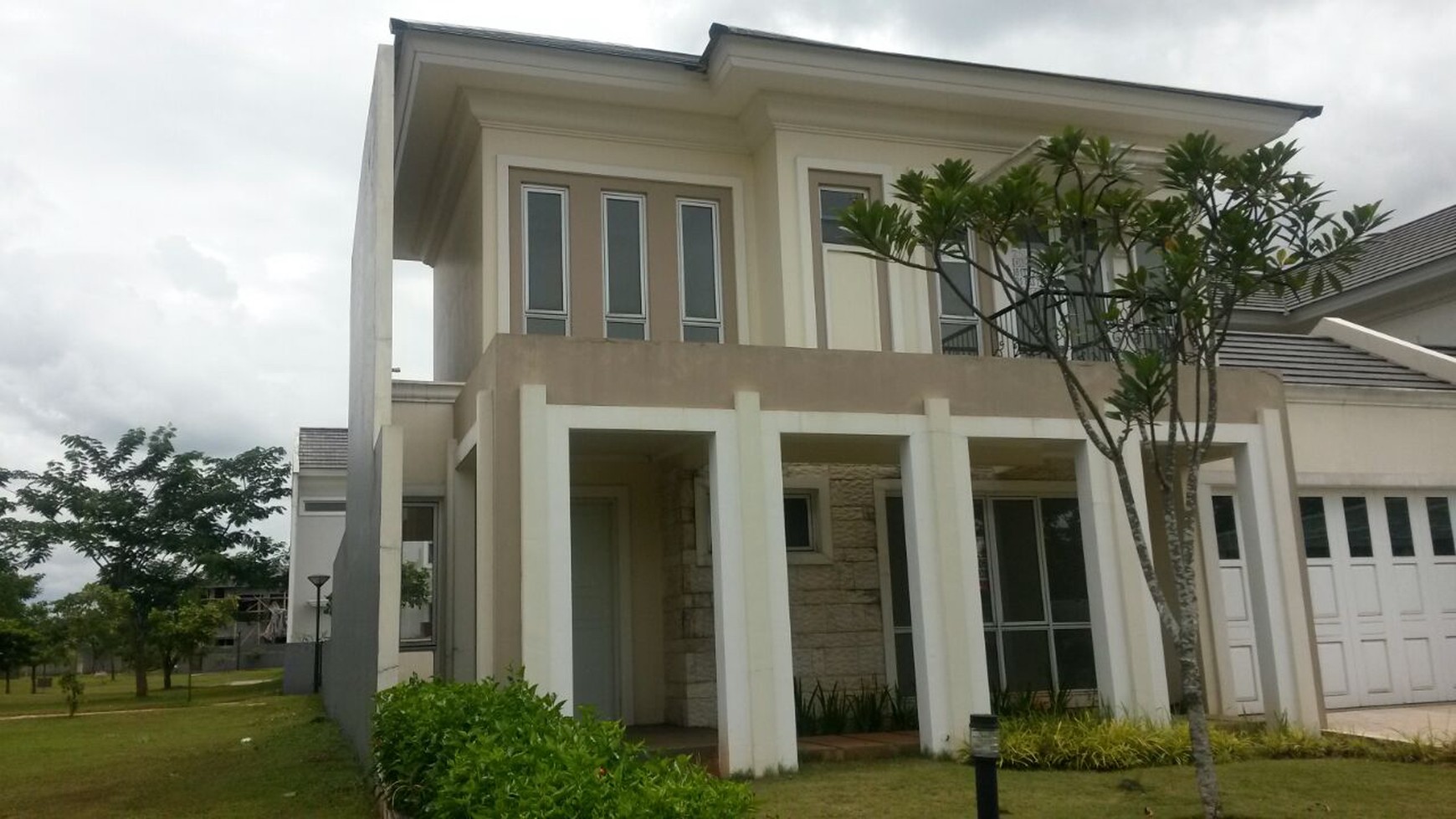 Rumah baru siap huni di De Park