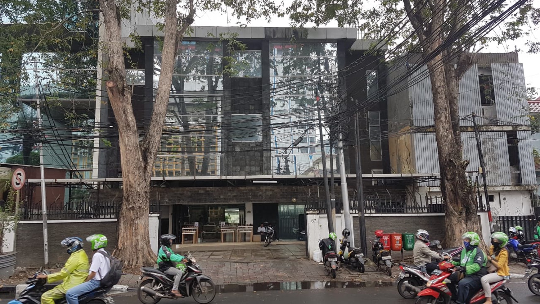 Jual Gedung di Jl H Agus Salim Menteng