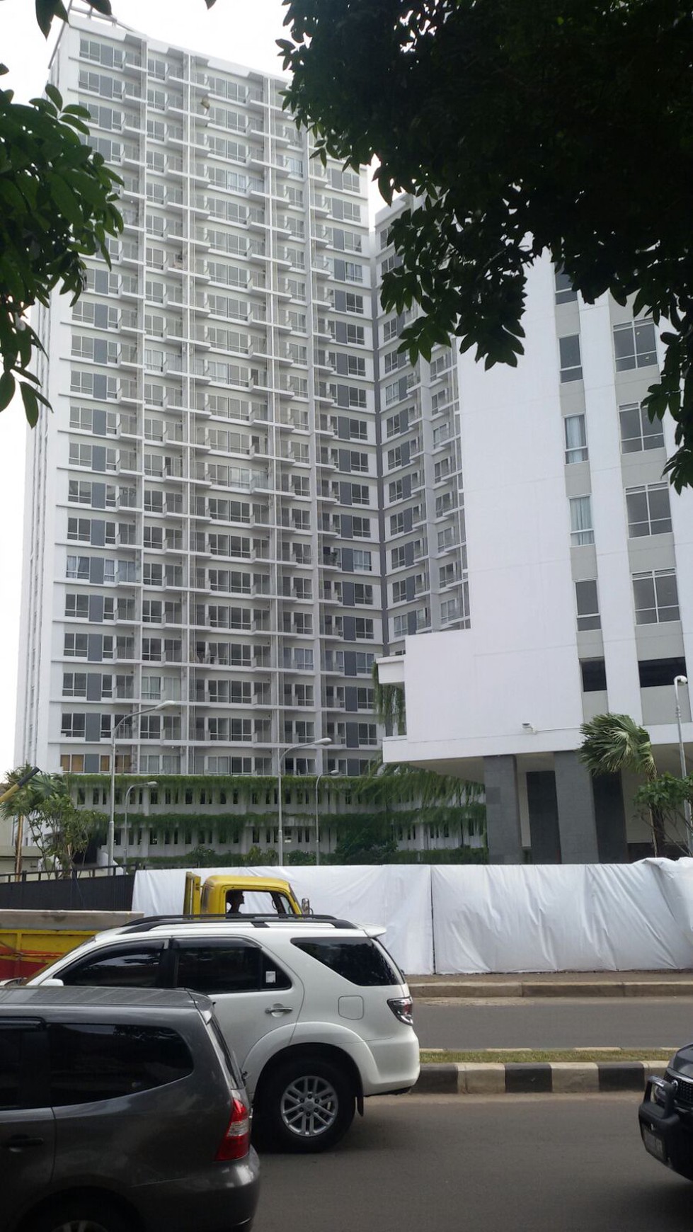 Apartemen di Bintaro Jaya Sektor 3a