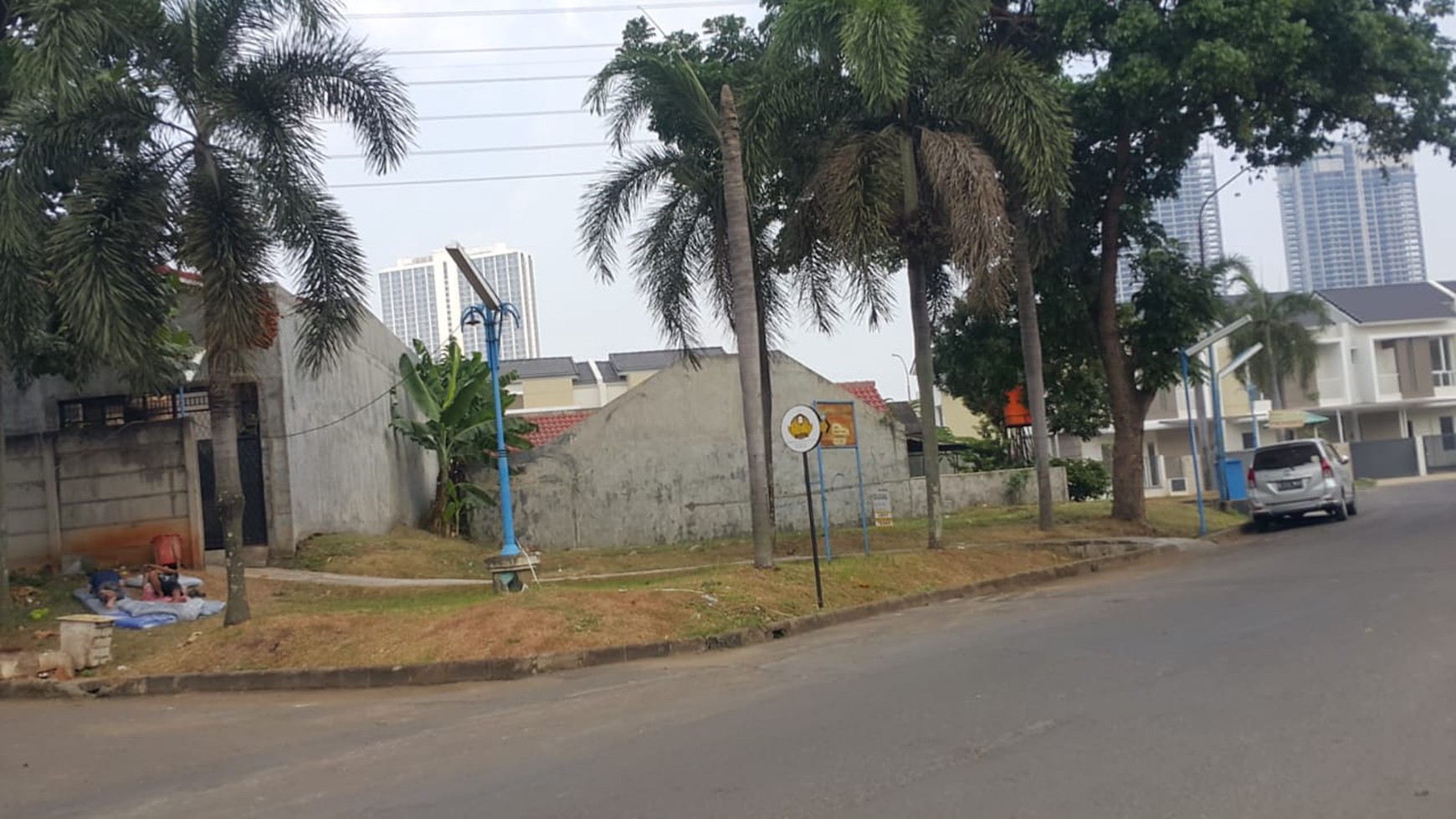 Dijual Kavling Posisi Hoek di Jl. Palem Putri - Palem Semi, Karawaci