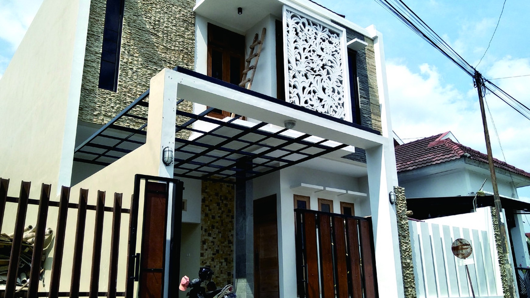 RUMAH BARU SIAP HUNI UNTUK KELUARGA BESAR/MUDA, JL KOPEN UTAMA,