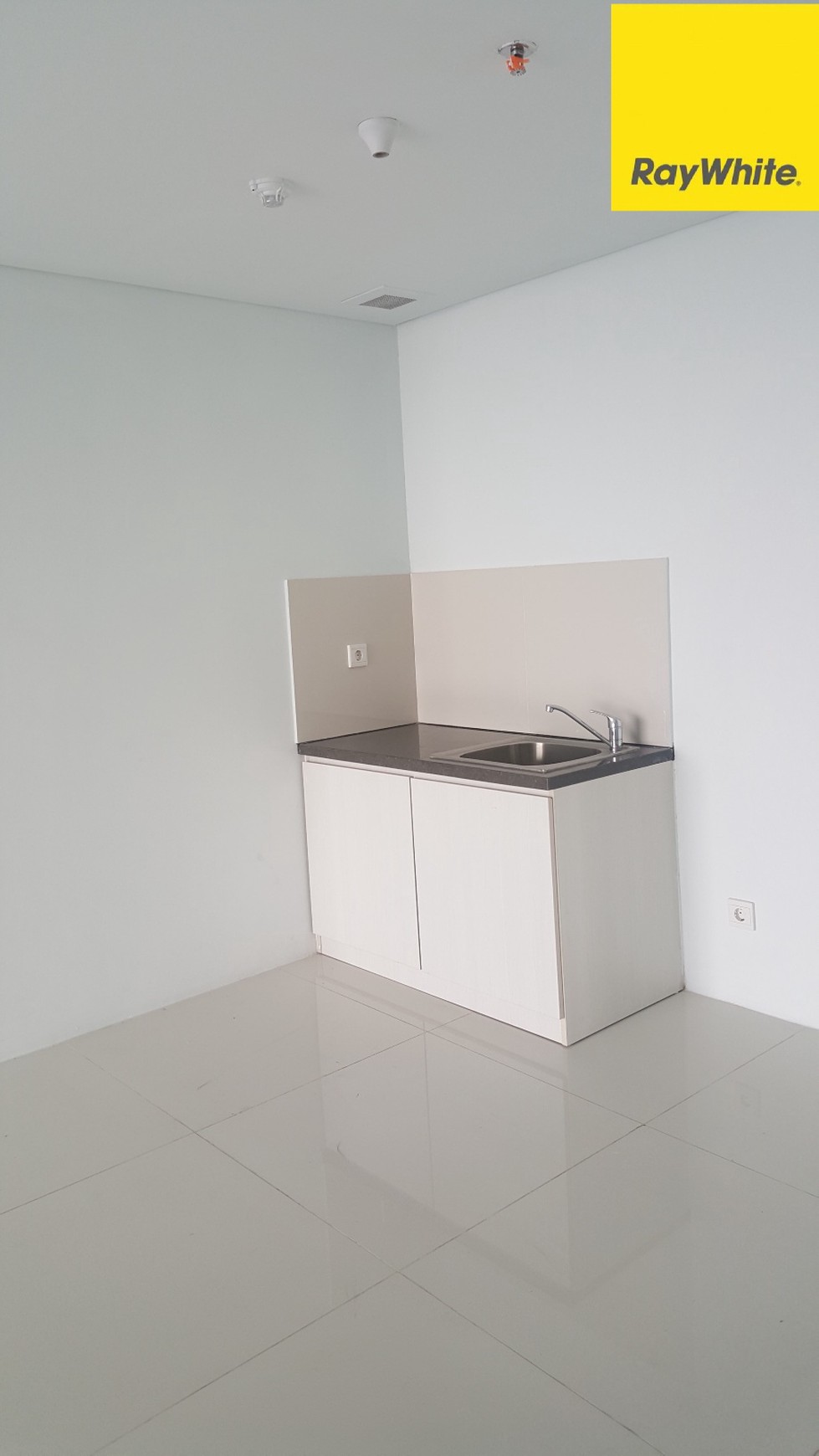 TURUN HARGA Exclusive Apartement Lexington Residences 3 BR MURAH (dibawah harga pasar)