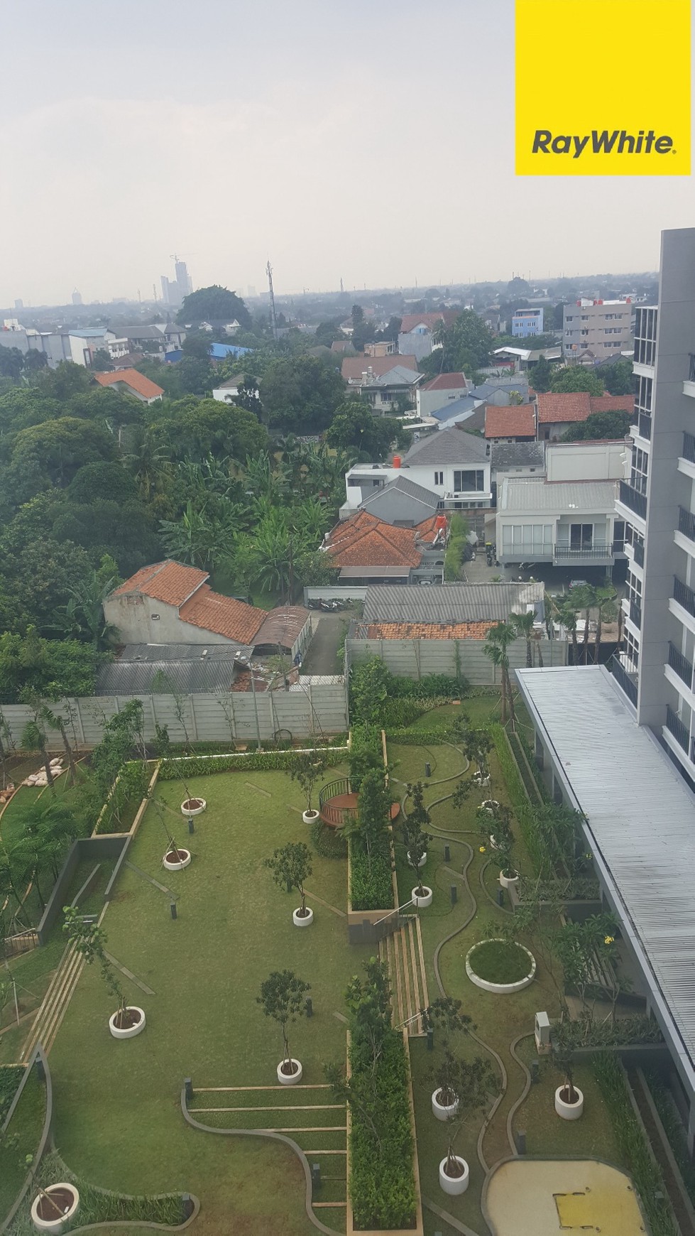 TURUN HARGA Exclusive Apartement Lexington Residences 3 BR MURAH (dibawah harga pasar)