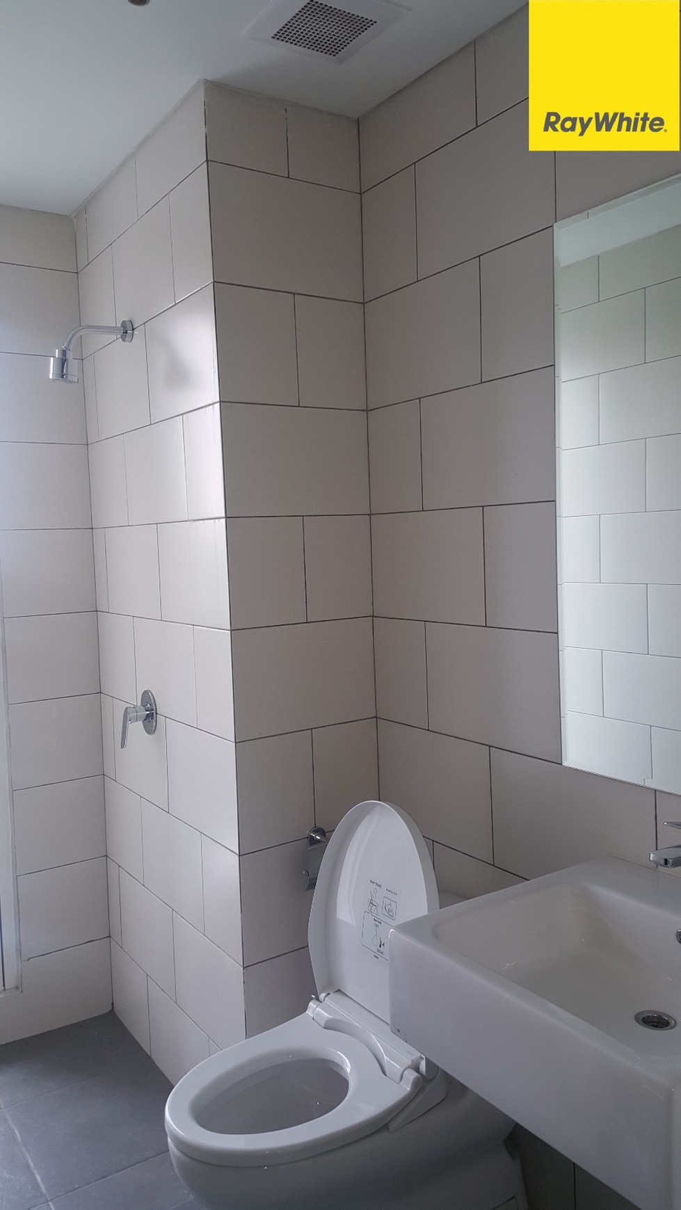 TURUN HARGA Exclusive Apartement Lexington Residences 3 BR MURAH (dibawah harga pasar)