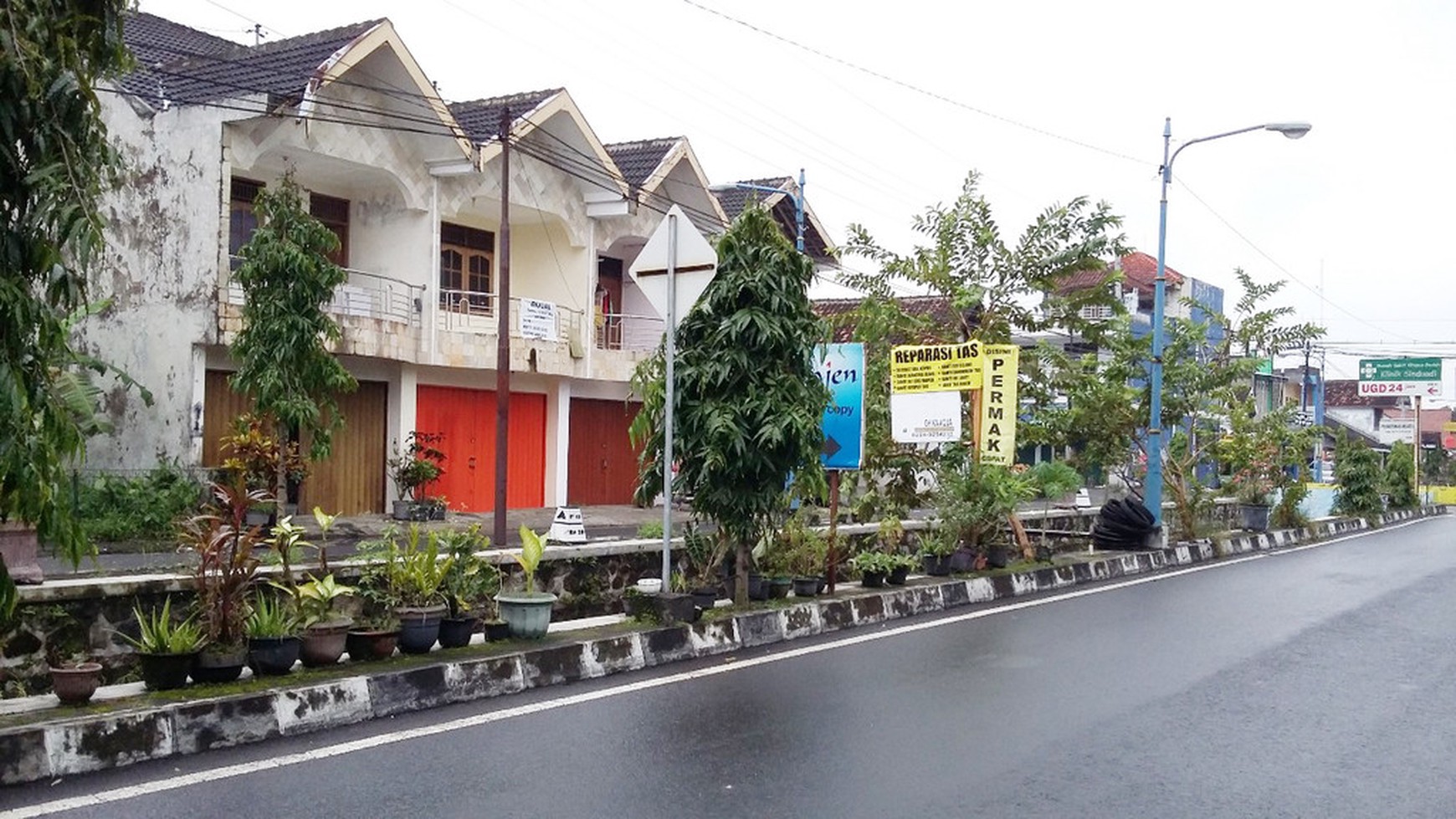 RUKO 800 JUTA LOKASI STRATEGIS, COCOK UNTUK USAHA