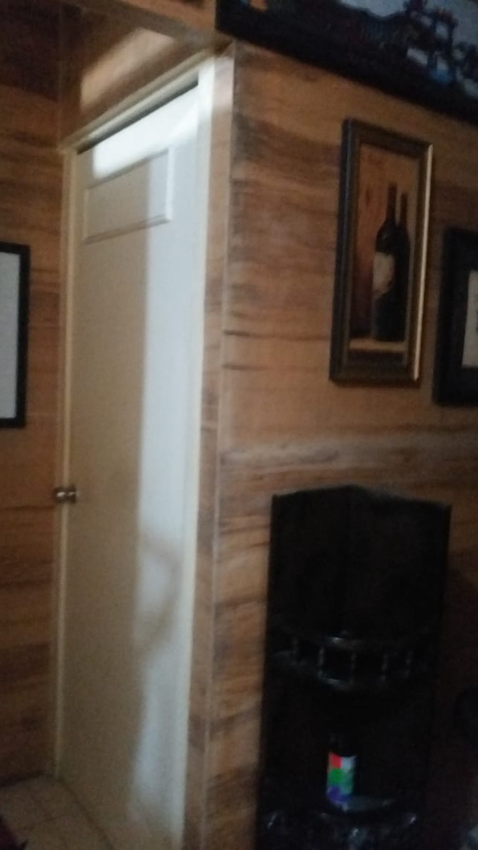 Dijual Townhouse Taman Paris 2 Lantai Untuk 8 Kamar Kost Isi Full - Lippo Karawaci