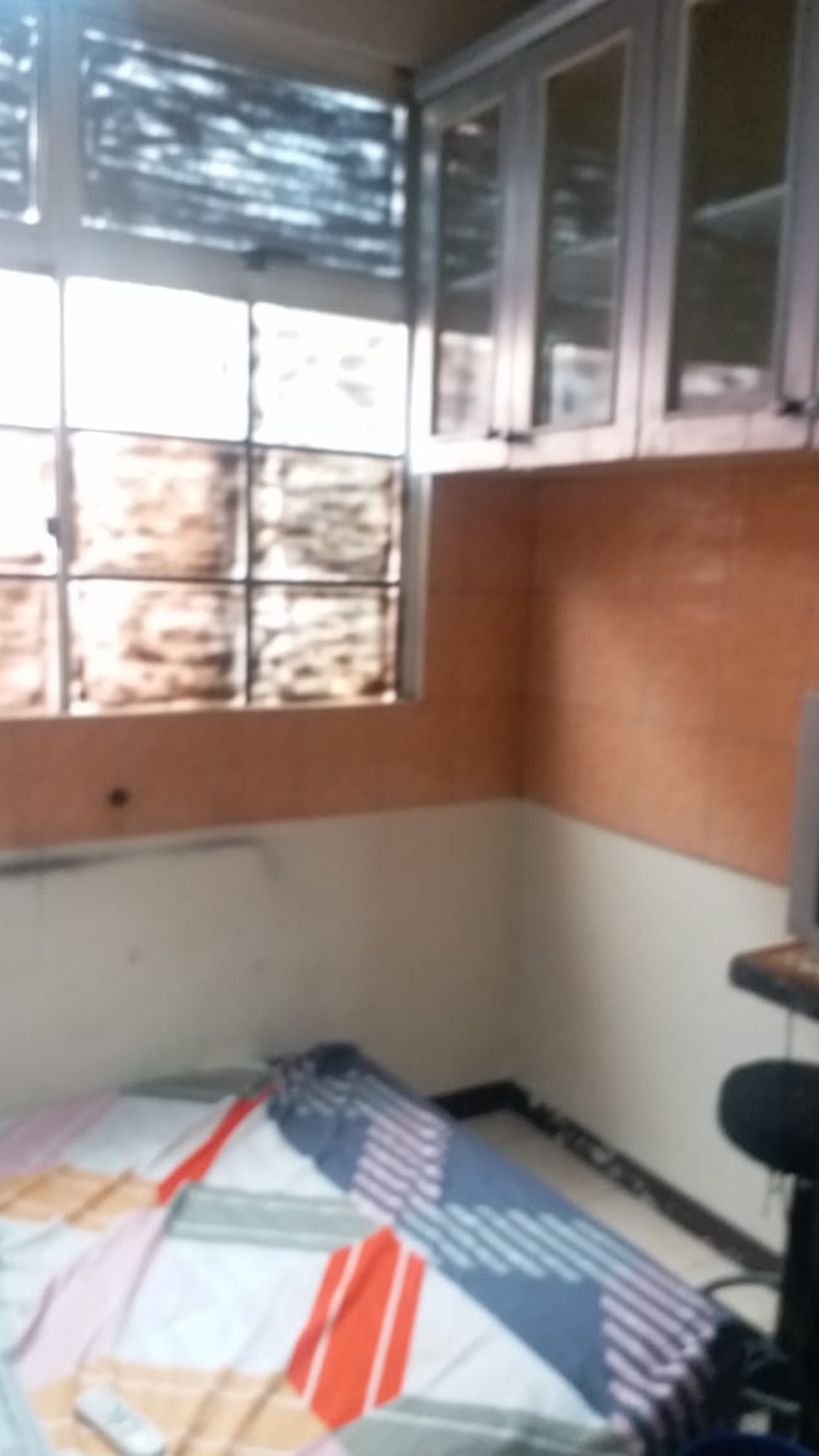 Dijual Townhouse Taman Paris 2 Lantai Untuk 8 Kamar Kost Isi Full - Lippo Karawaci