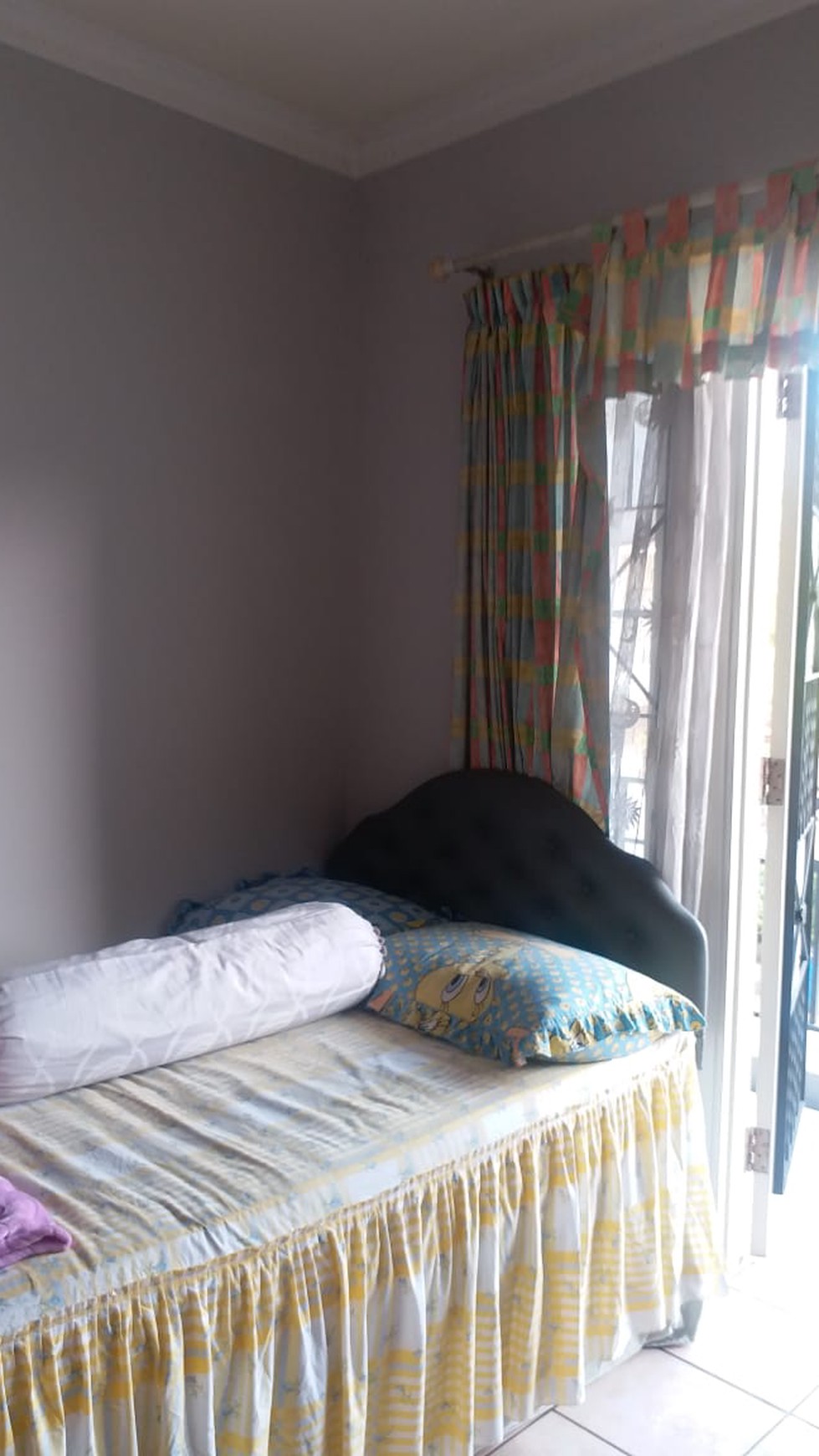 Disewakan Rumah di Taman Imam Bonjol - Lippo Karawaci