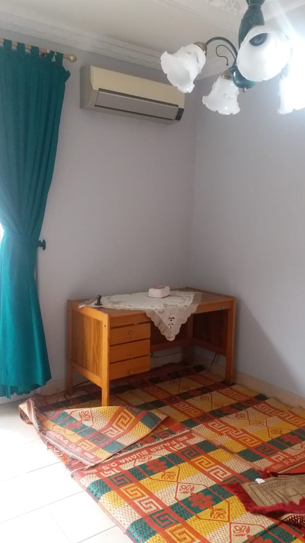 Disewakan Rumah di Taman Imam Bonjol - Lippo Karawaci