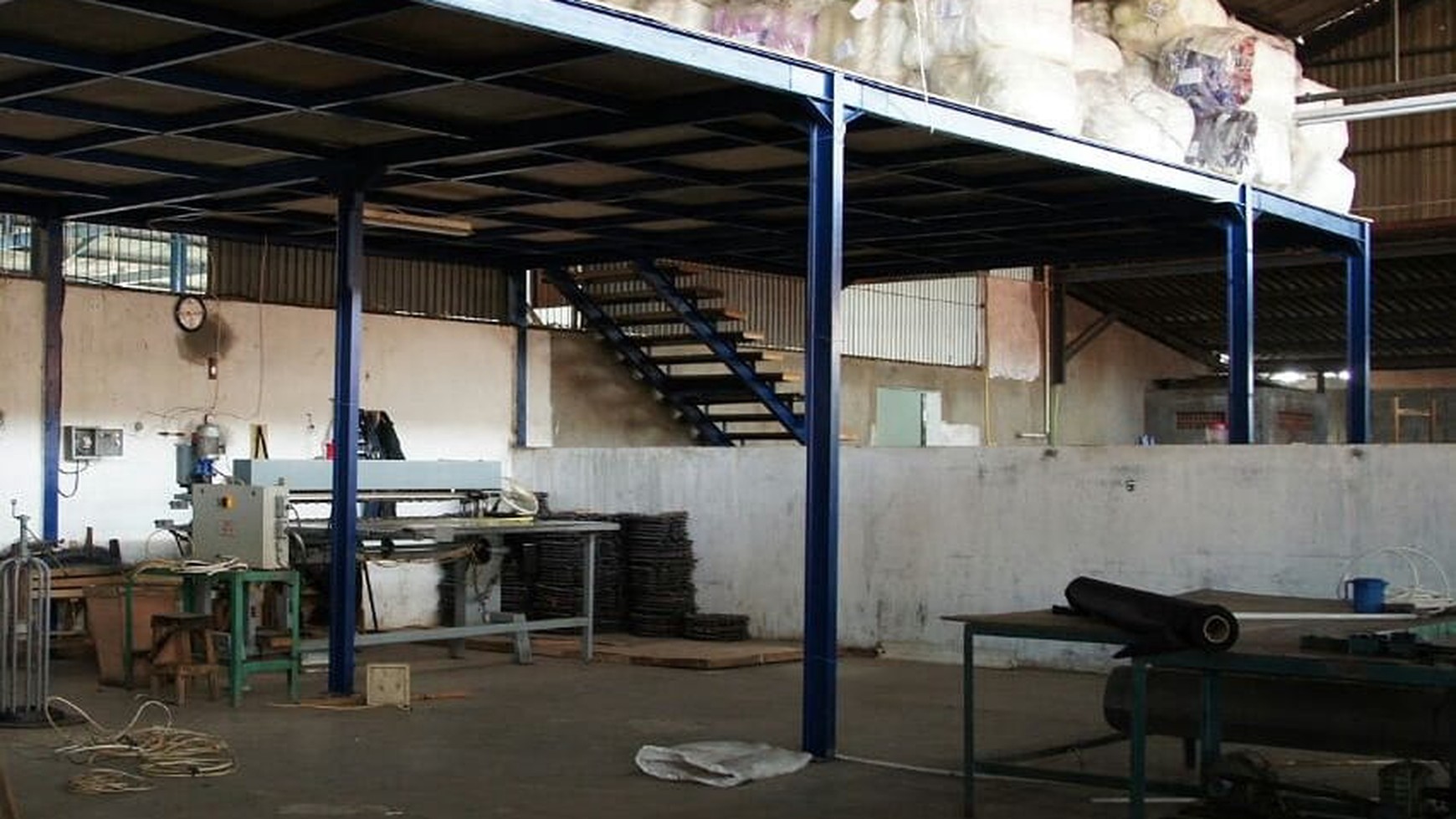 Gudang gresik luas 3000-an bebas banjir