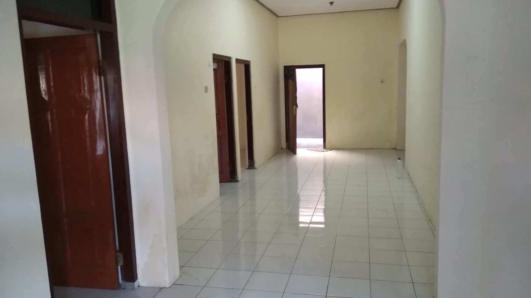 RUMAH LUAS COCOK UNTUK KELUARGA BESAR, NUSUPAN, DEKAT JL KABUPATEN