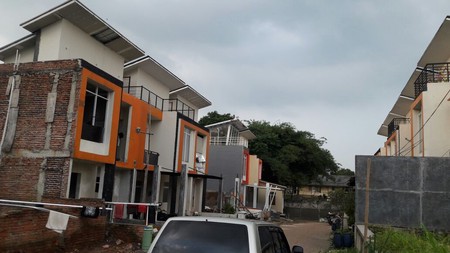 Rumah Baru Gress Minimalis 2 Lantai Cluster di Cipayung Ciputat