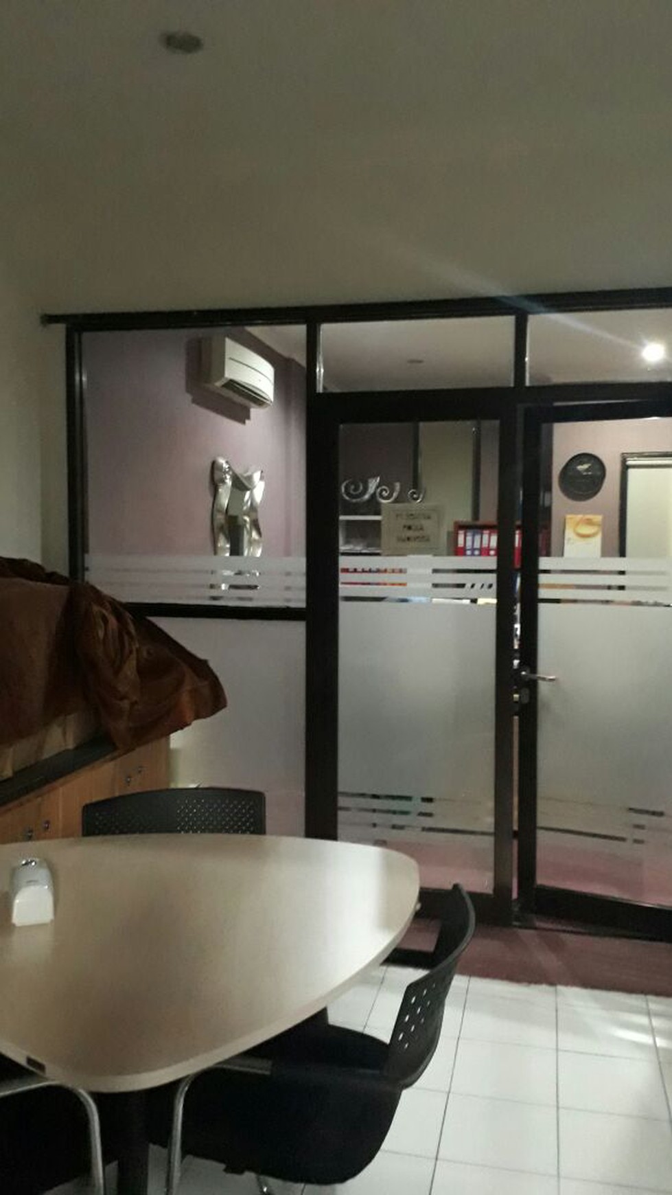 Ruko strategis di Rempoa Jakarta Selatan