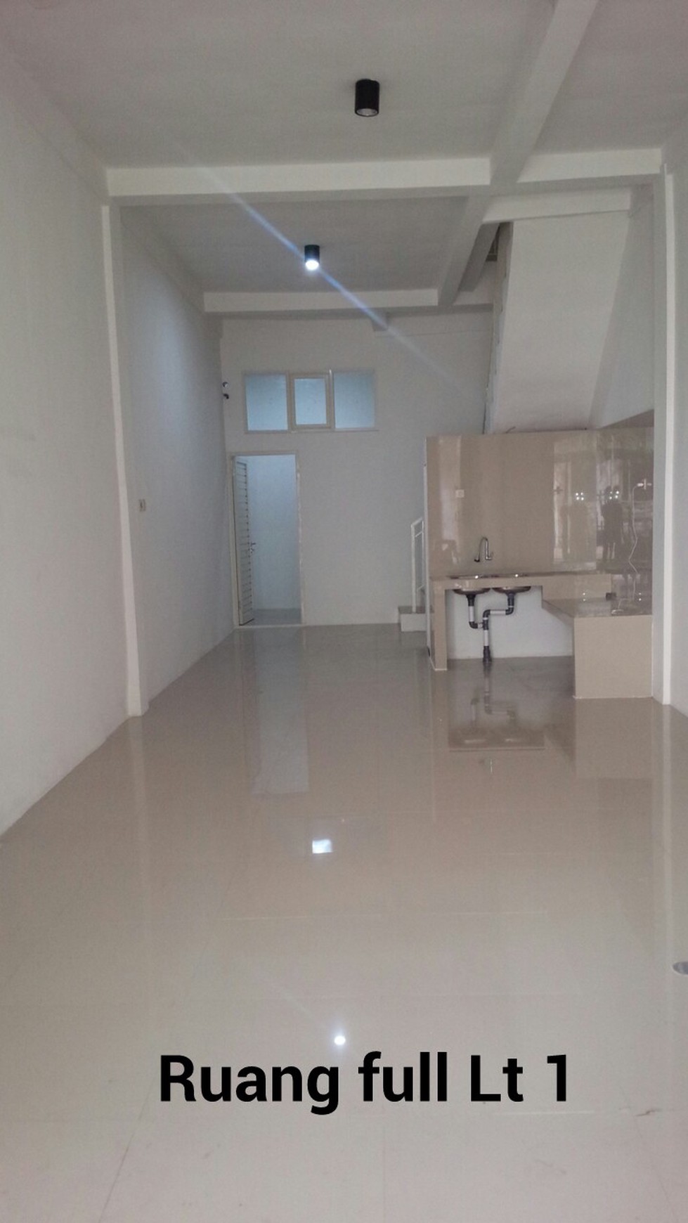 Ruko 2 lantai siap huni area kenjeran