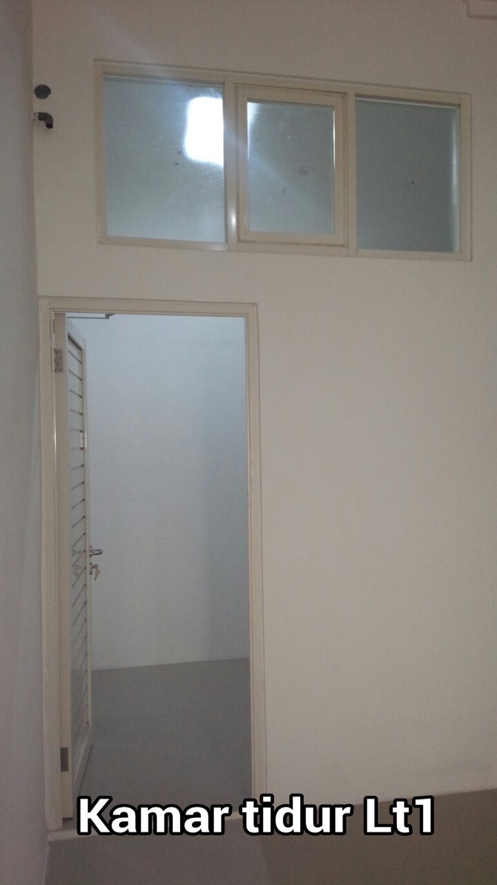 Ruko 2 lantai siap huni area kenjeran