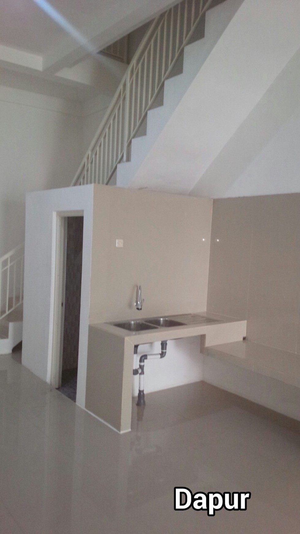 Ruko 2 lantai siap huni area kenjeran