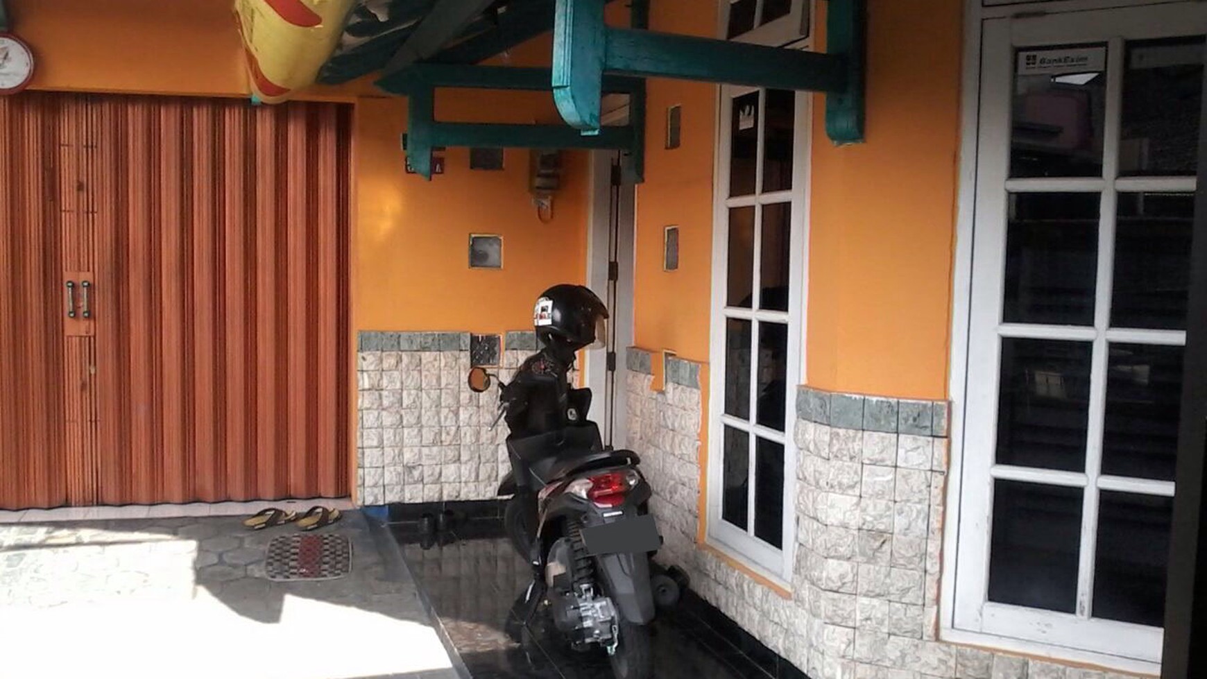 RUMAH TINGGAL KELUARGA DAPAT UNTUK USAHA, JL BABADAN, BANGUNTAPAN.