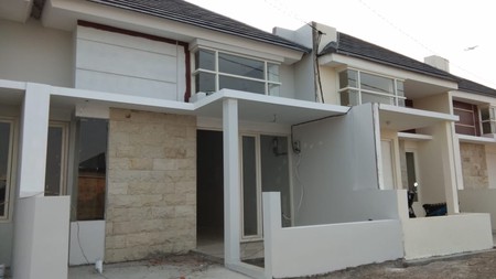 Rumah Waru dekat Juanda