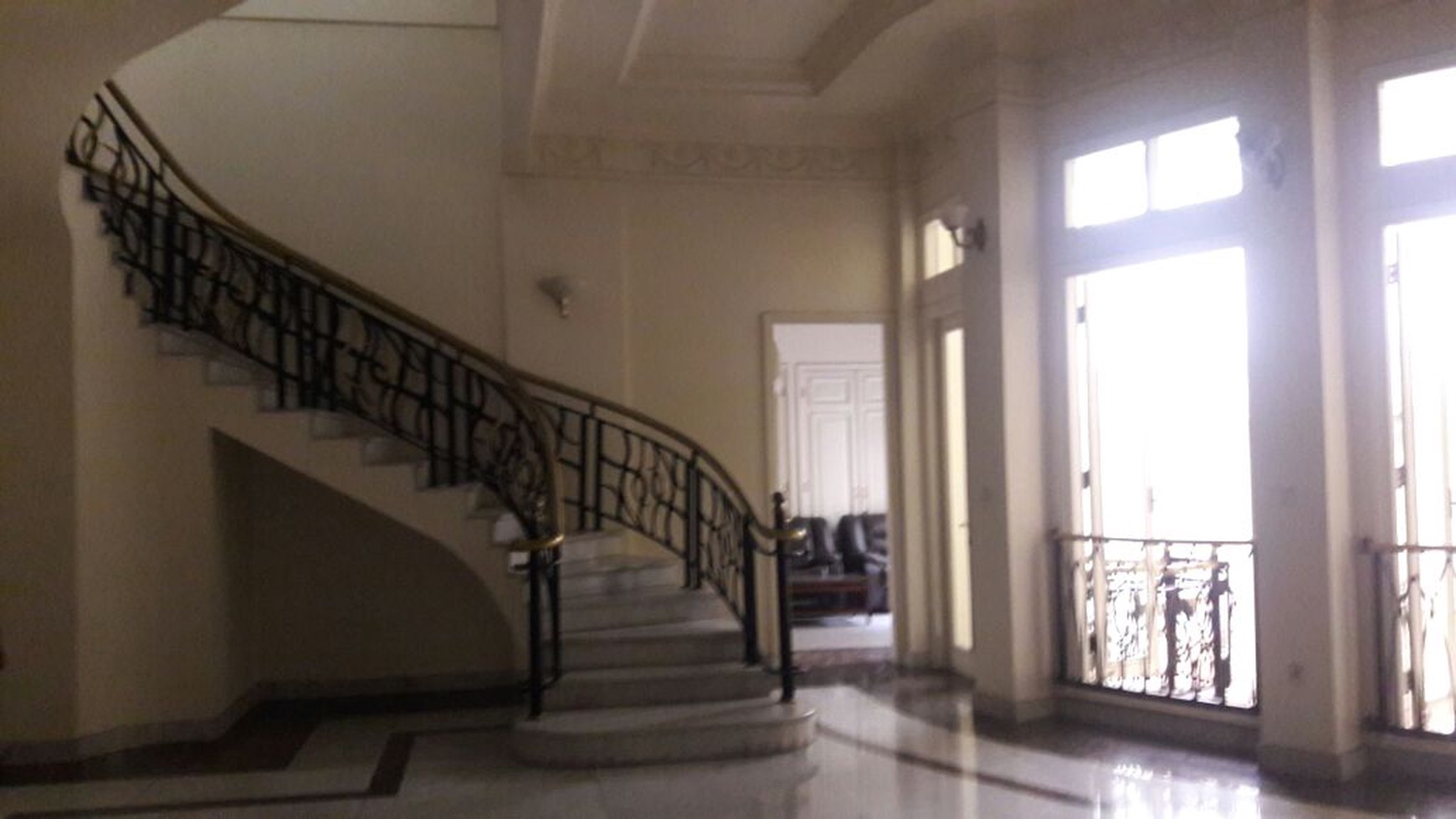 Rumah Mewah,Besar di Pondok Indah