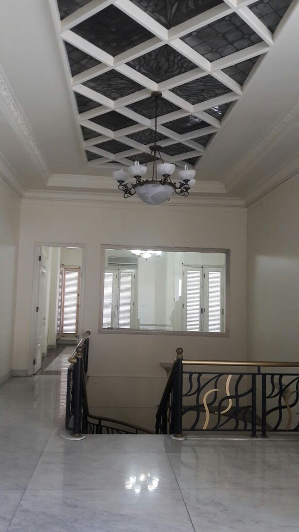 Rumah Mewah,Besar di Pondok Indah