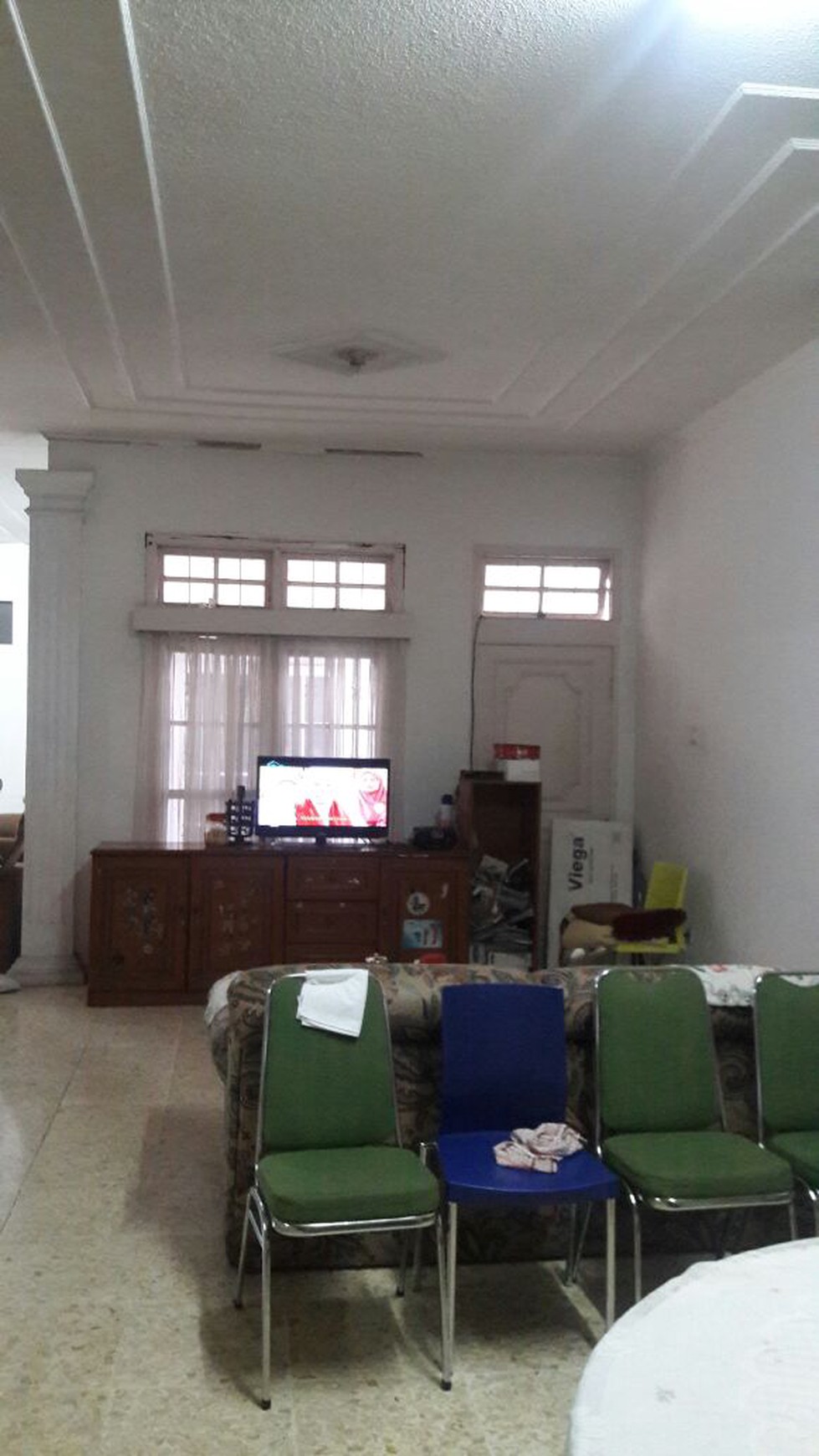 Bangunan Lama,Hitung Tanah saja di Pondok Indah Jakarta Selatan