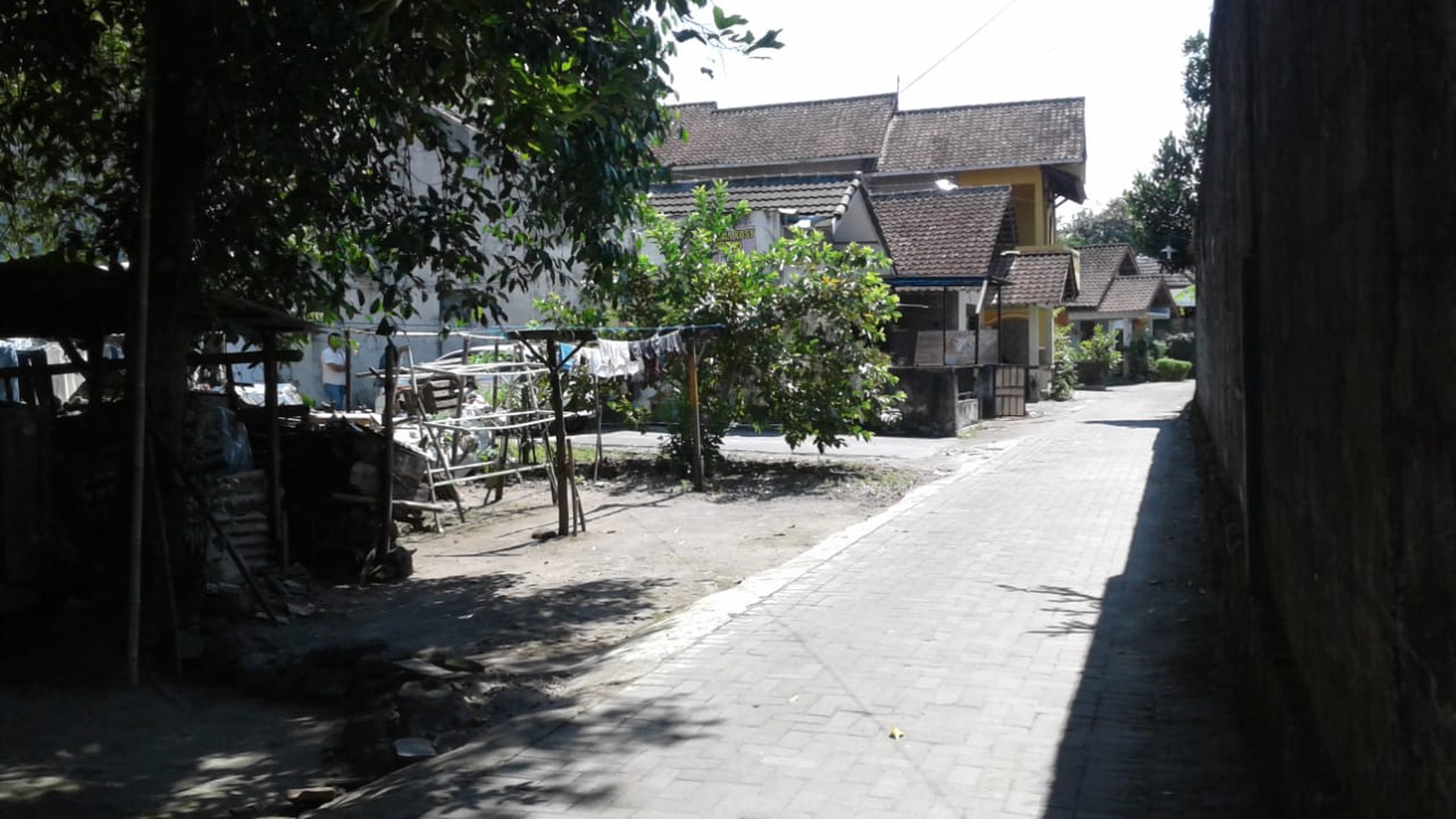 Rumah Kost  Dengan Rumah induk