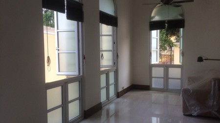 Disewakan Apartemen Lux di Menteng
