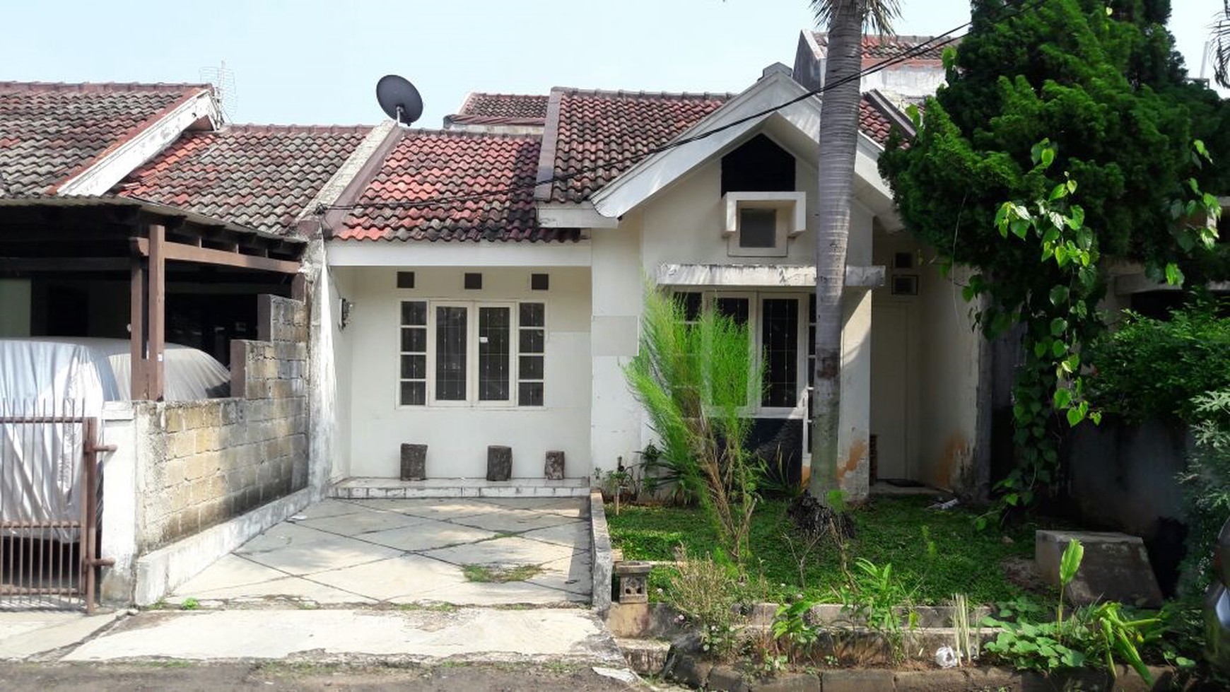 Rumah di Graha Raya Tangerang