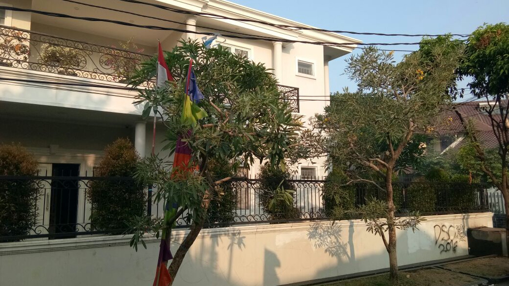 Rumah Mewah di Perumahan Migas Kebon Jeruk Jakarta Barat