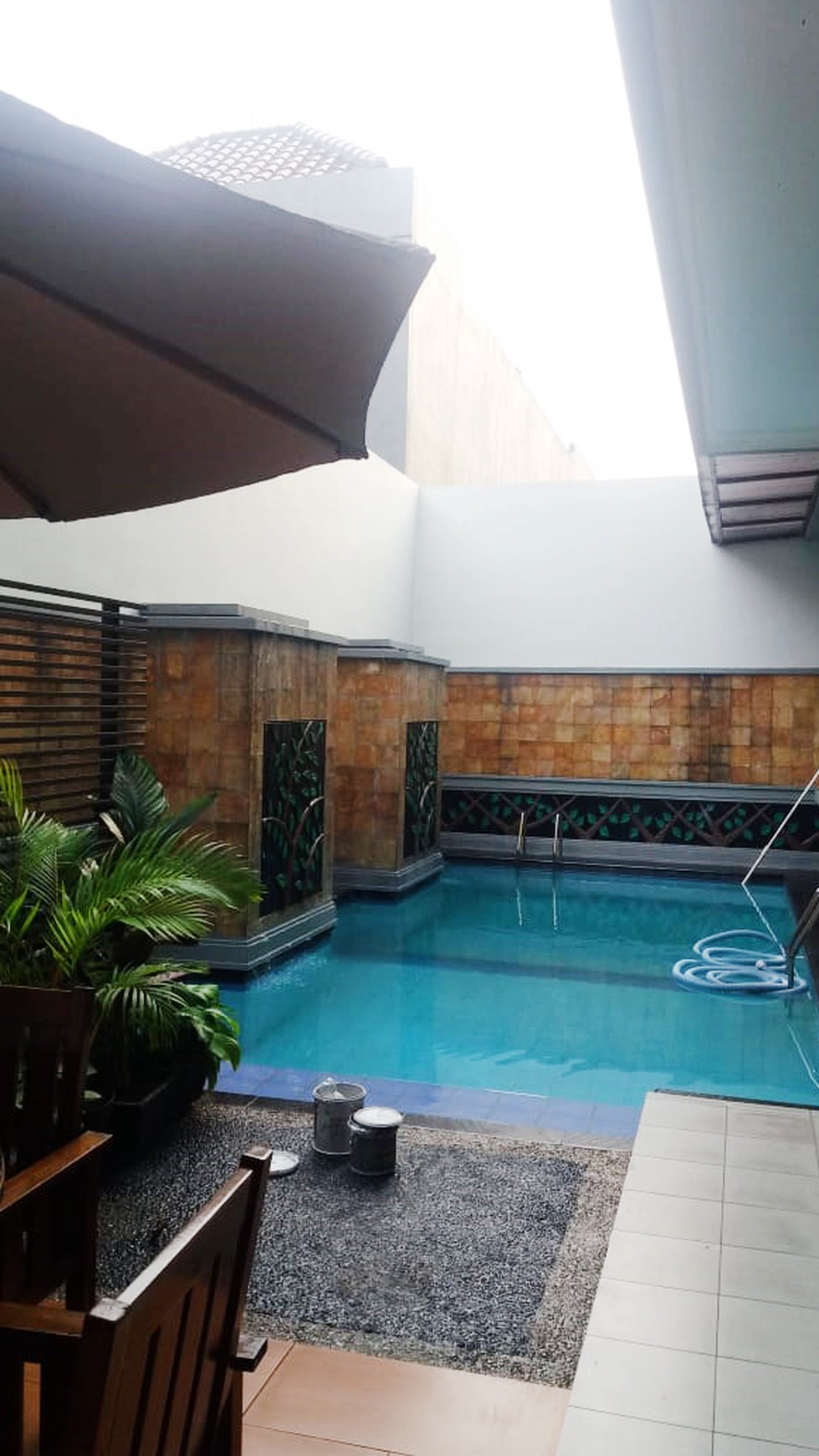 Rumah Nyaman dan Siap Huni di Graha Taman, Bintaro