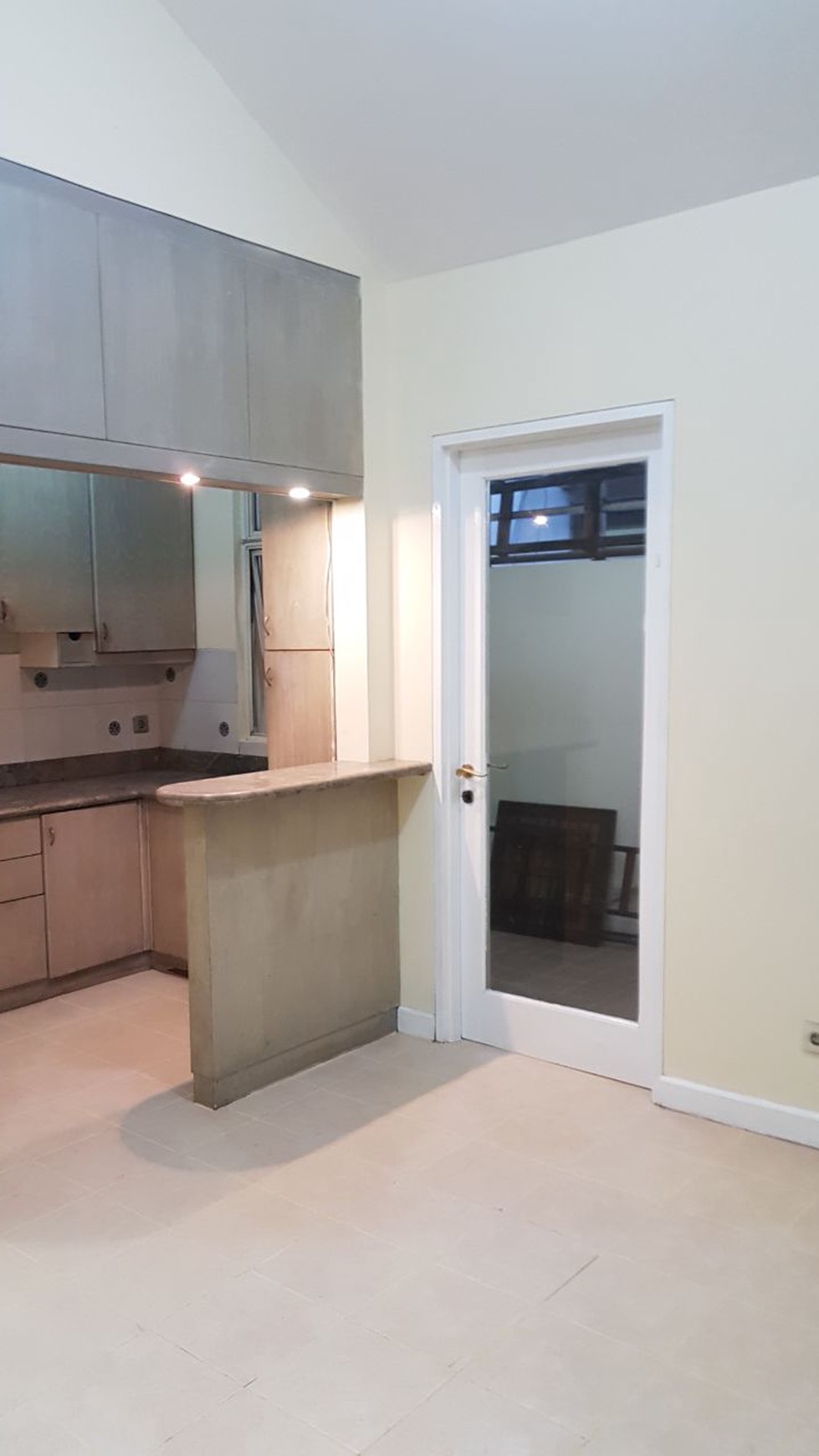 Dijual Townhouse di Taman Ayu Lantai 2 - Lippo Karawaci
