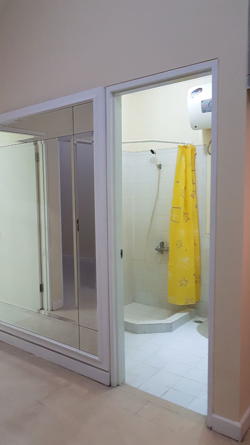 Dijual Townhouse di Taman Ayu Lantai 2 - Lippo Karawaci