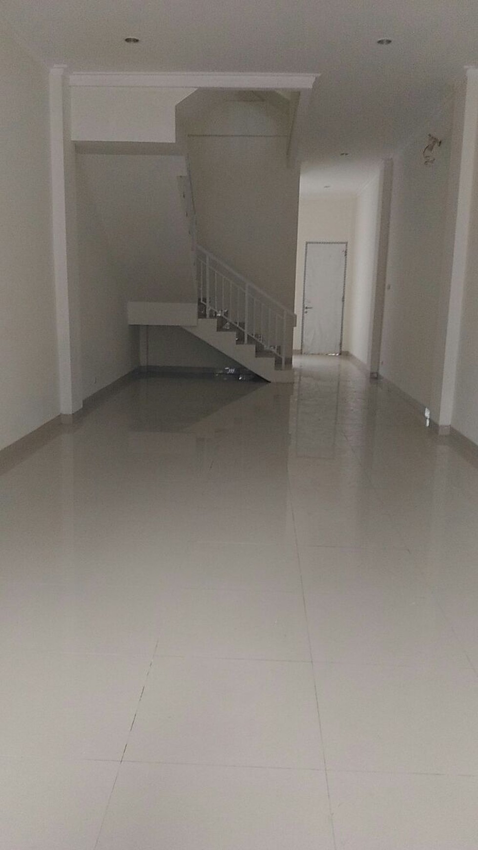 Rumah Bagus sekali,siap huni di Jelambar Jakarta Barat (Sisa 3 Unit @harga 3.6M)