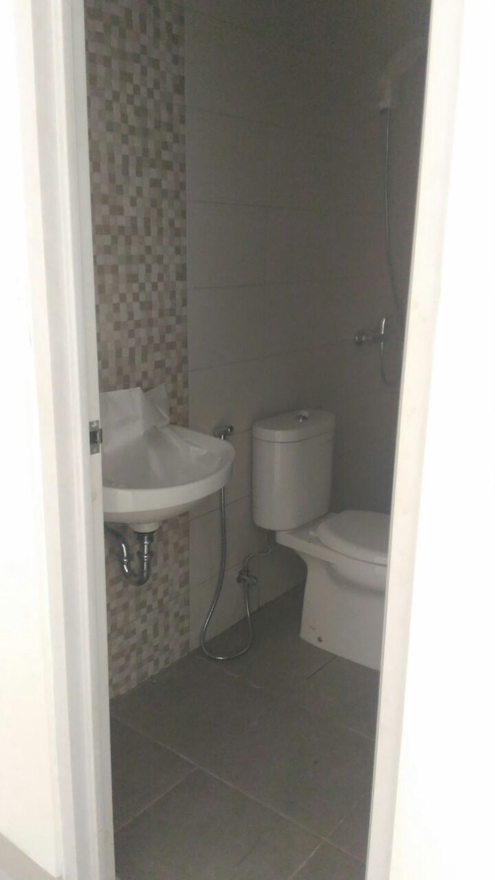 Rumah Bagus sekali,siap huni di Jelambar Jakarta Barat (Sisa 3 Unit @harga 3.6M)