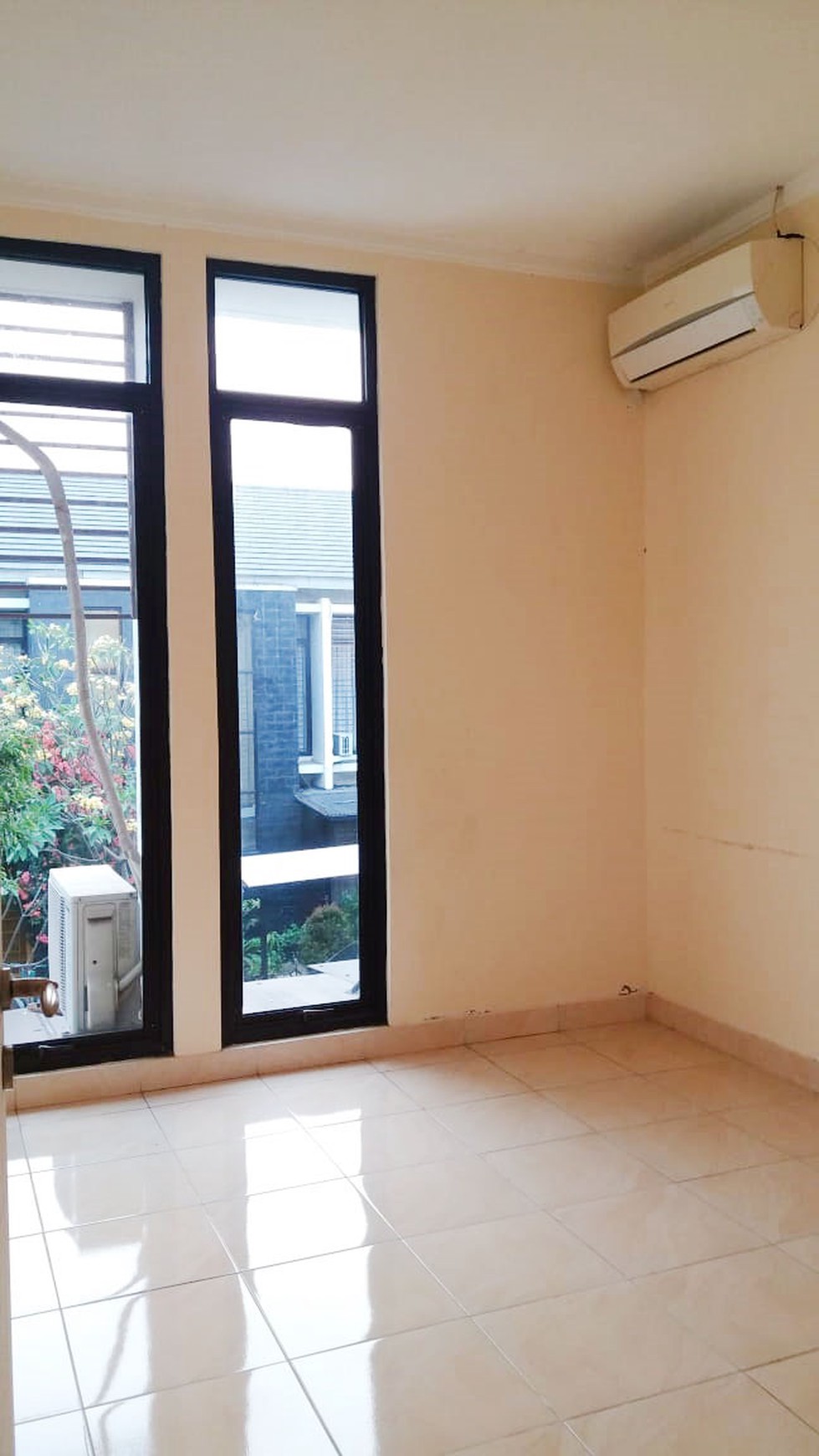 Rumah Nyaman dan Siap huni di kawasan Permata, Bintaro