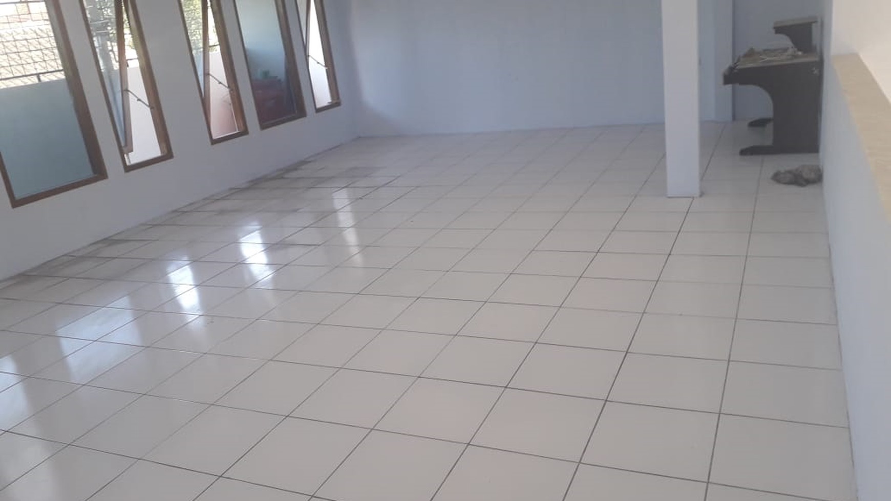 RUMAH TINGGAL LUAS UNTUK KELUARGA BESAR/KOST-AN, MUTIHAN, SURAKARTA