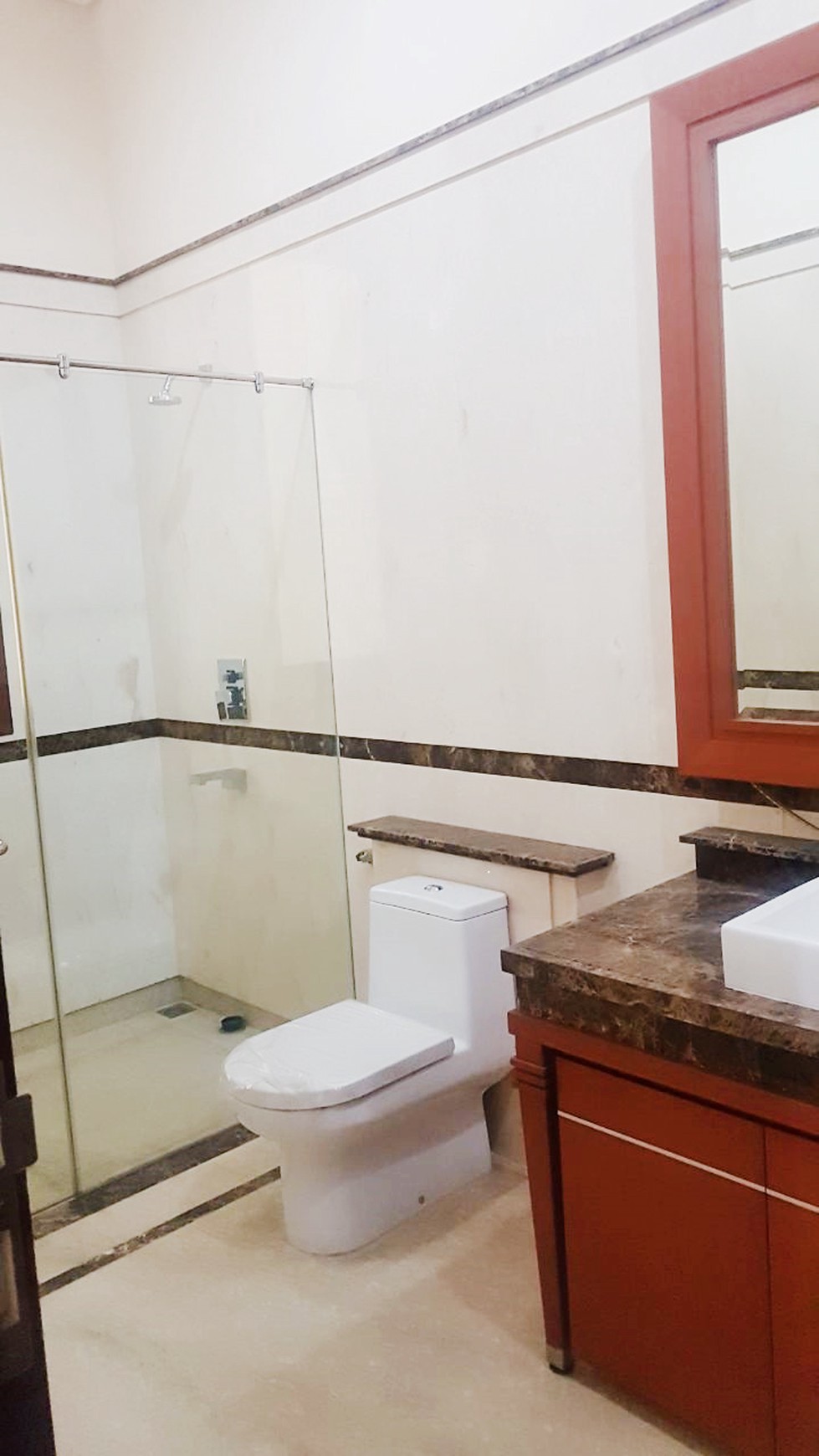 Rumah Nyaman dan Siap Huni di Kawasan Kebayoran lama, Jakarta Selatan