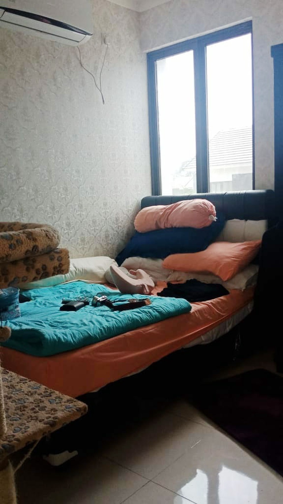 Rumah Nyaman dan Siap Huni di Kawasan Cluster Viola Residence, Serpong