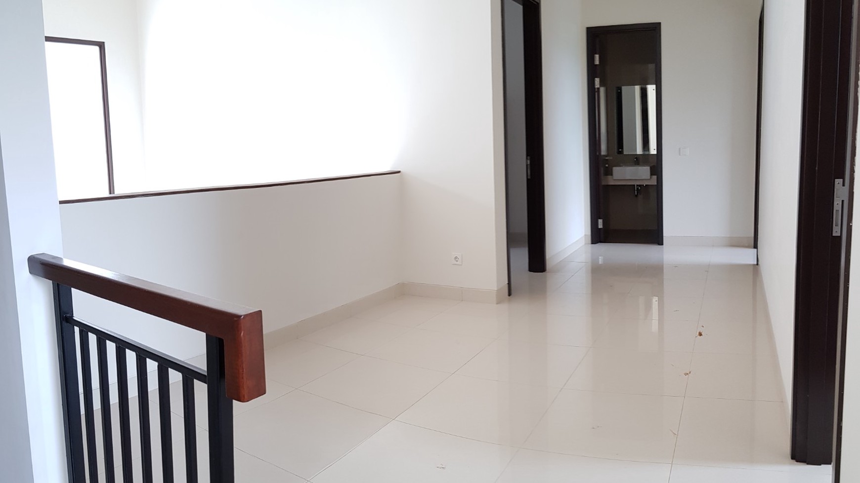 Beli Rumah ini DIJAMIN LANGSUNG UNTUNG.JUAL MODAL!! EMINENT BSD