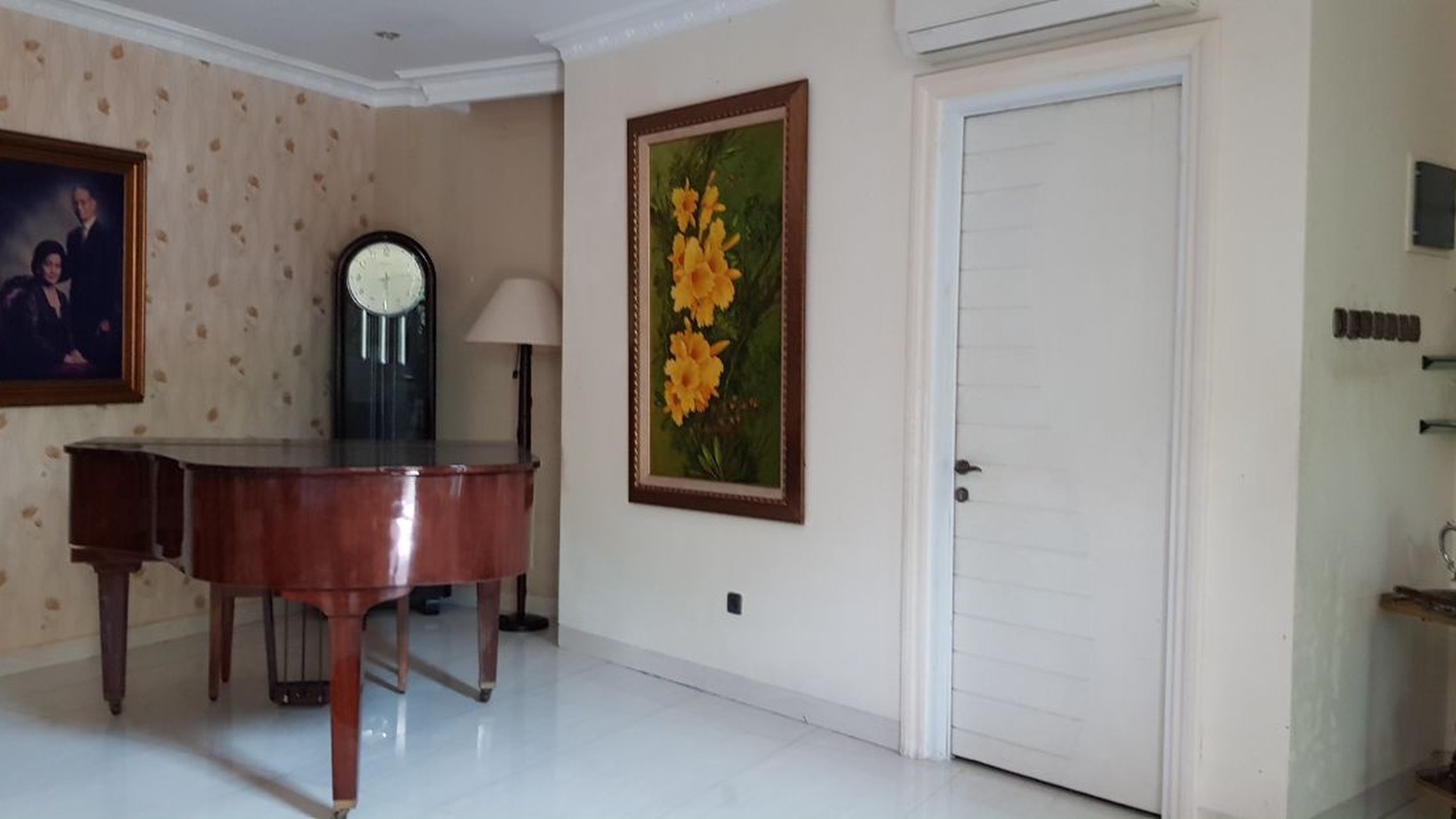 Rumah Siap Huni di Menteng, Jakarta Pusat