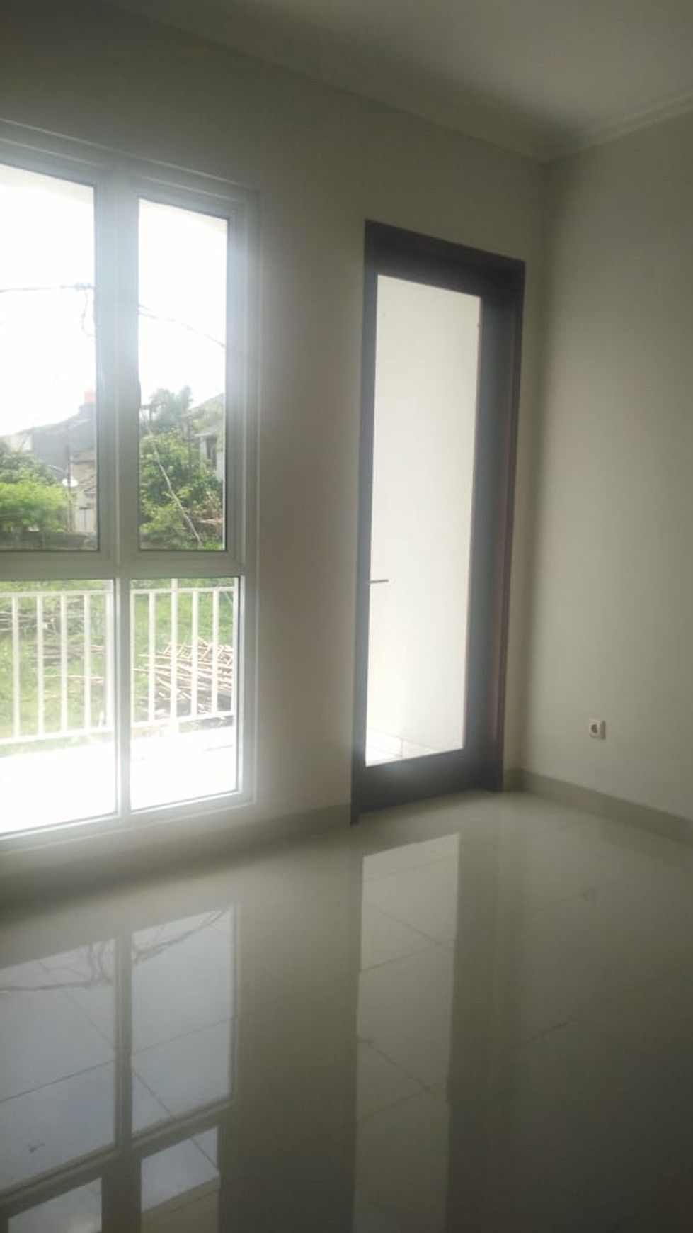 Rumah minimalis ,luas tanah 84/luas bangunan 120,good price Pondok Jaya!!